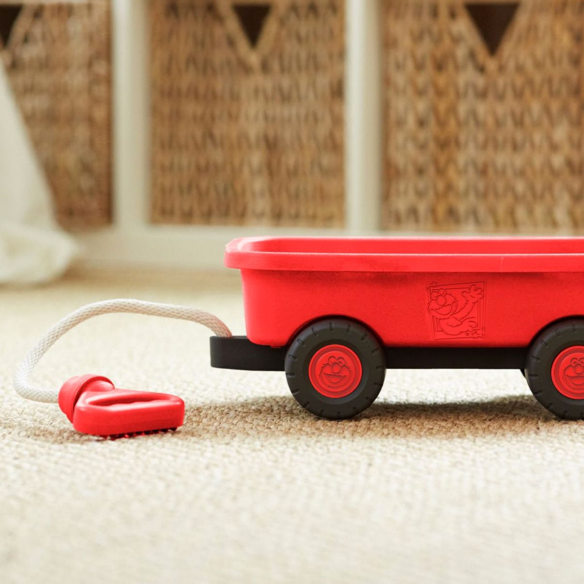 Đồ Chơi Xe Kéo Hàng Elmo’s Wagon Green Toys Cho Bé Từ 18 Tháng