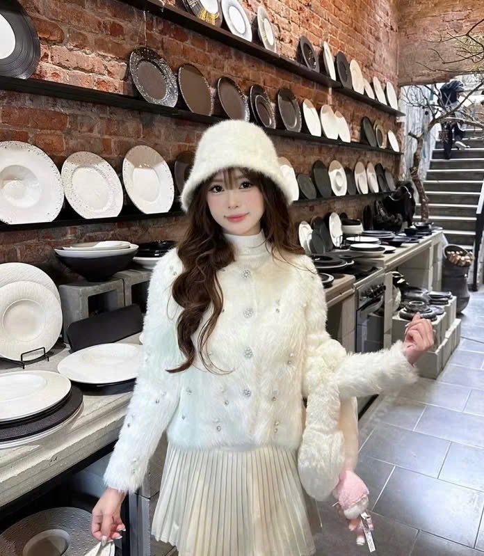 AL25339] Áo khoác len lông thỏ đính đá – mềm mịn, sang xinh, mặc ấm