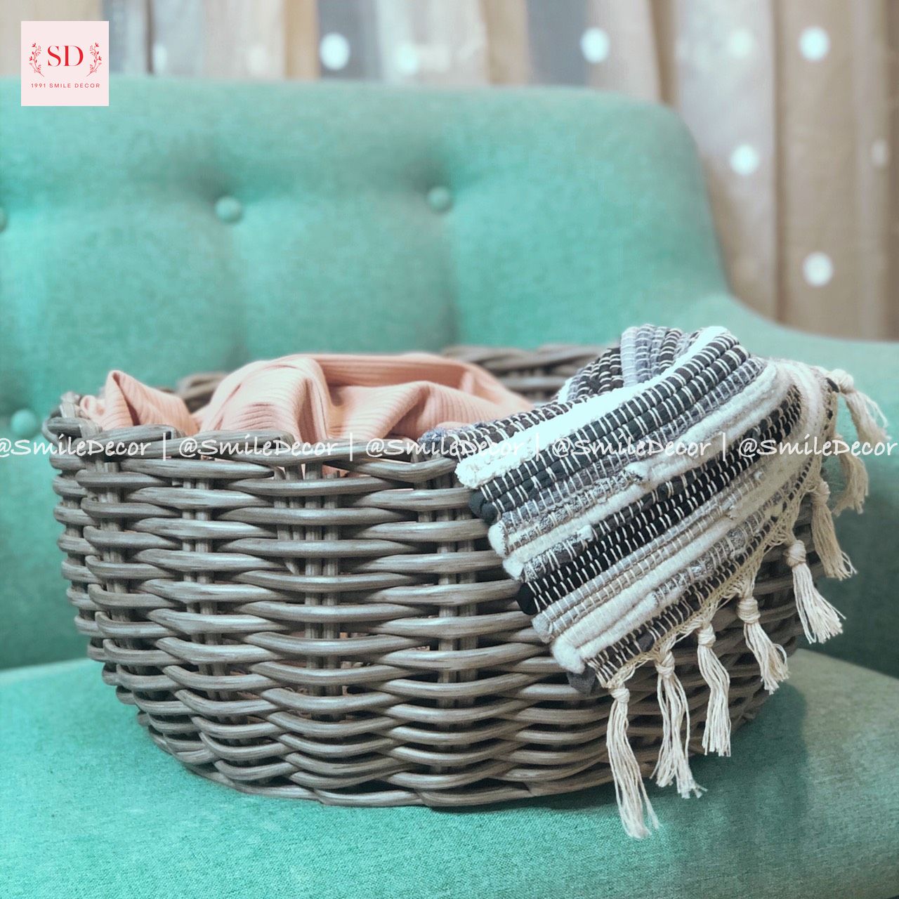 Sọt đa năng bằng nhựa giả mây hình tròn, trang trí phong cách giả cổ home decor/ Resin round storage basket
