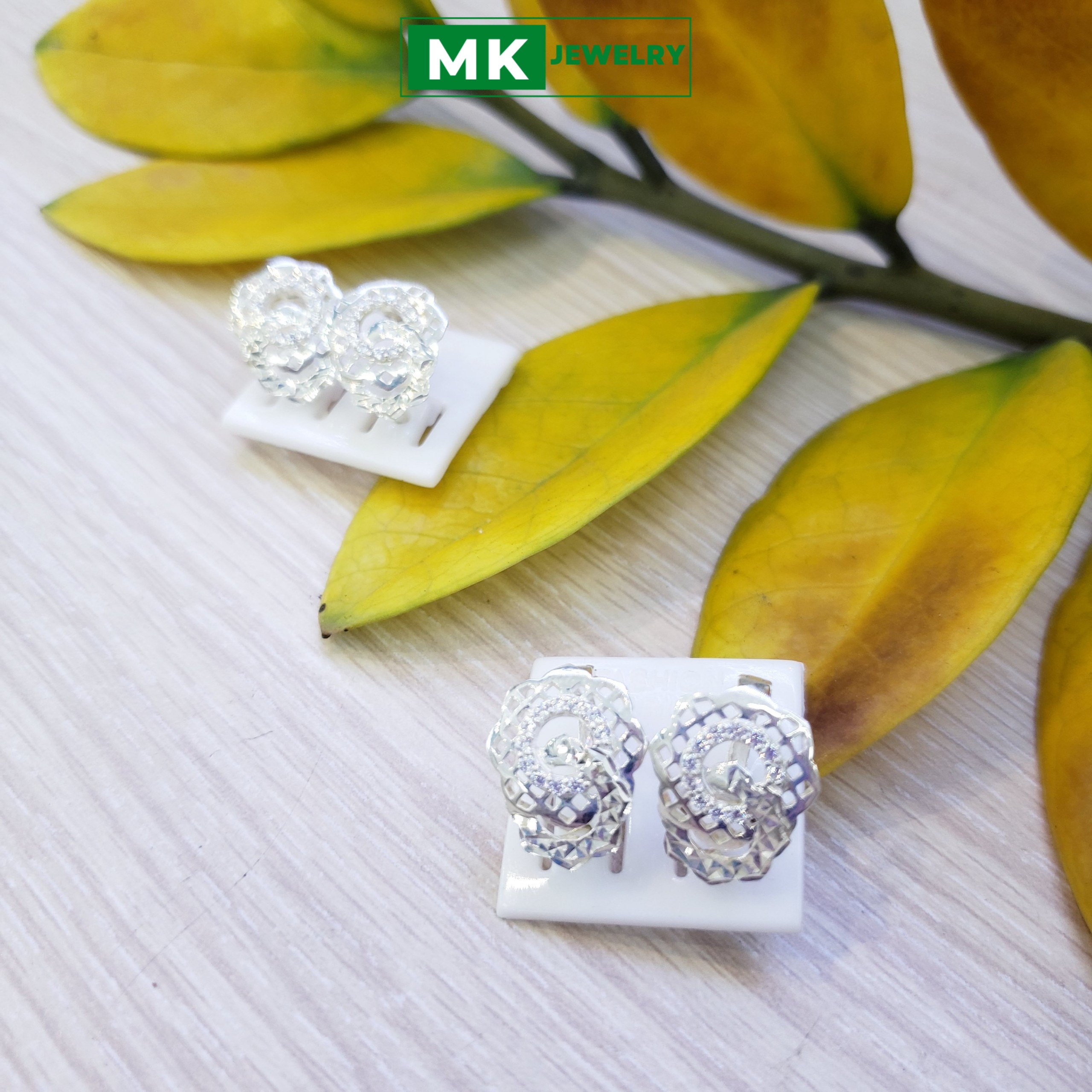 Bông vò gà chạm máy kèm đính đá kểu dáng sang trọng, chuẩn bạc cao cấp 925 ( ảnh chụp thật ) - MK Jewelry