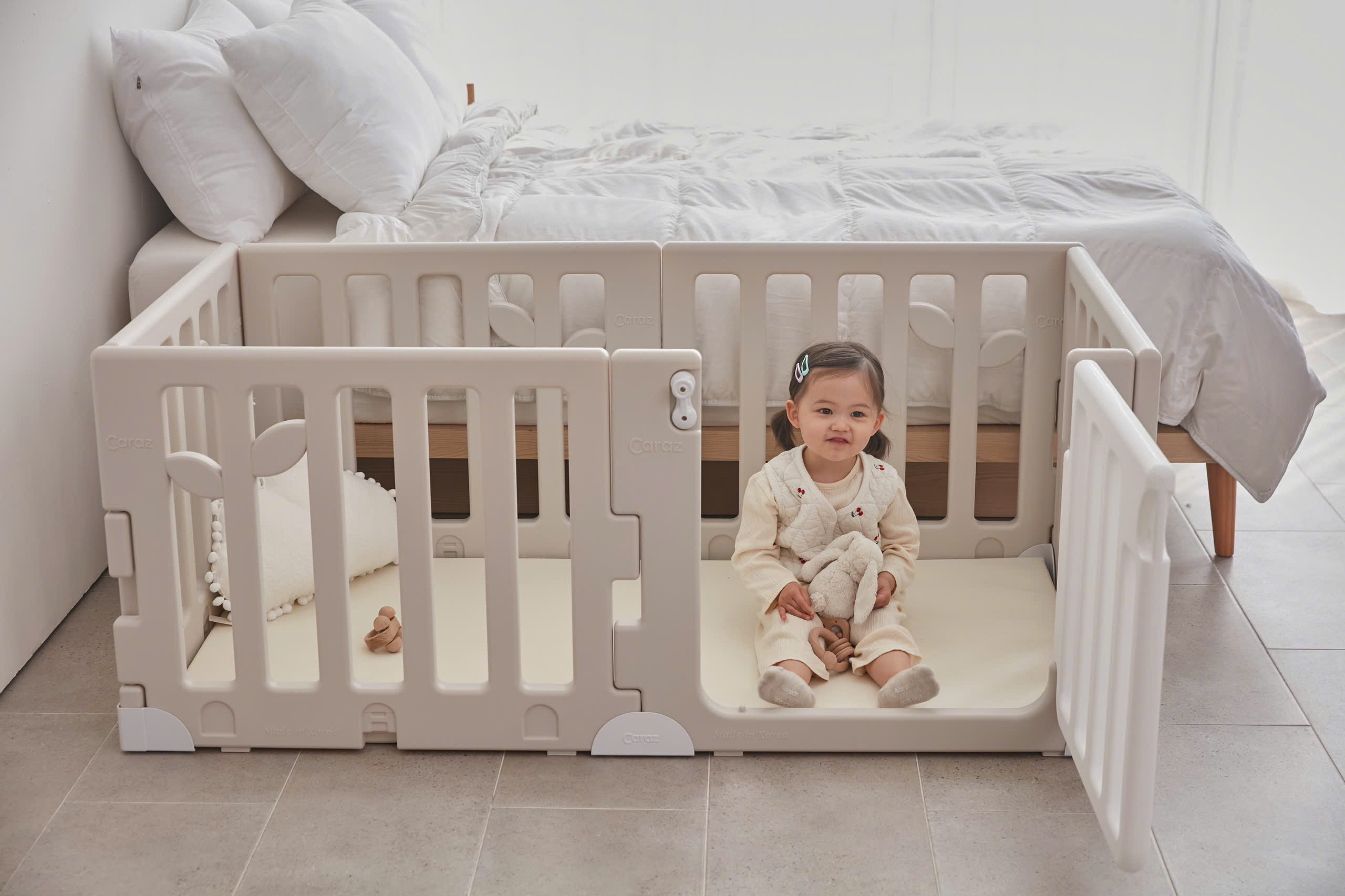 Leaf Babyroom Circle  - Hàng rào chắn / Quây cũi nhựa kiểu dáng hình chiếc lá bảo vệ an toàn cho bé Sản Xuất tại Hàn Quốc