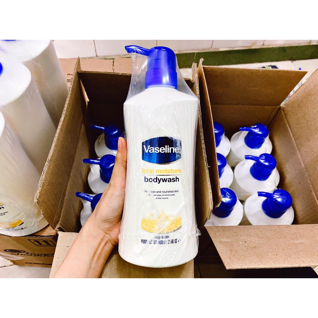 Sữa Tắm Dưỡng Ẩm Cho Làn Da Khô Vaseline Total Moisture Body Wash 650ml