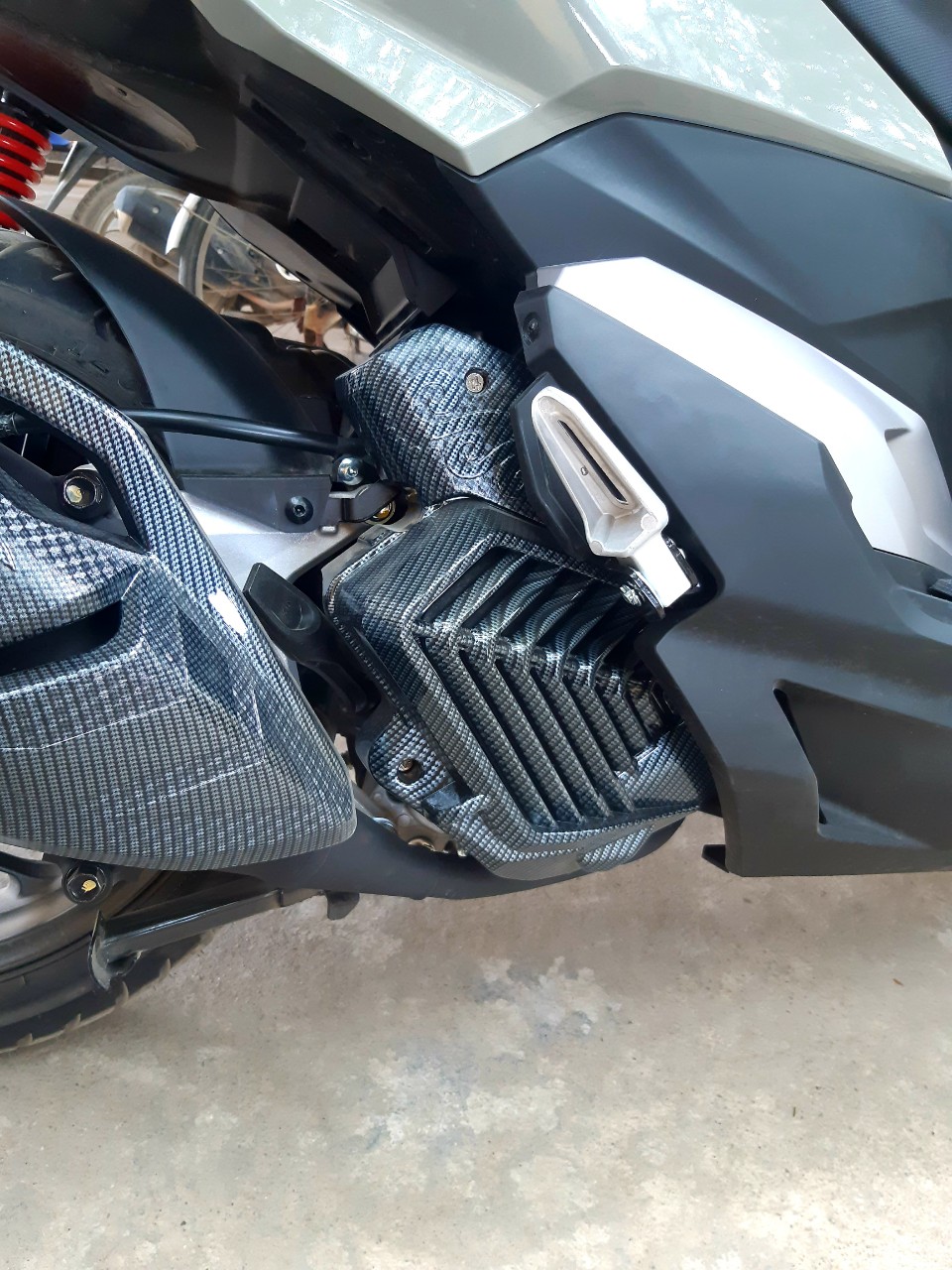 COMBO BỘ ỐP PHỤ KIỆN TRANG TRÍ DÙNG CHO ĐỜI XE VARIO 160cc - VARIO 2022 2023 CACBON