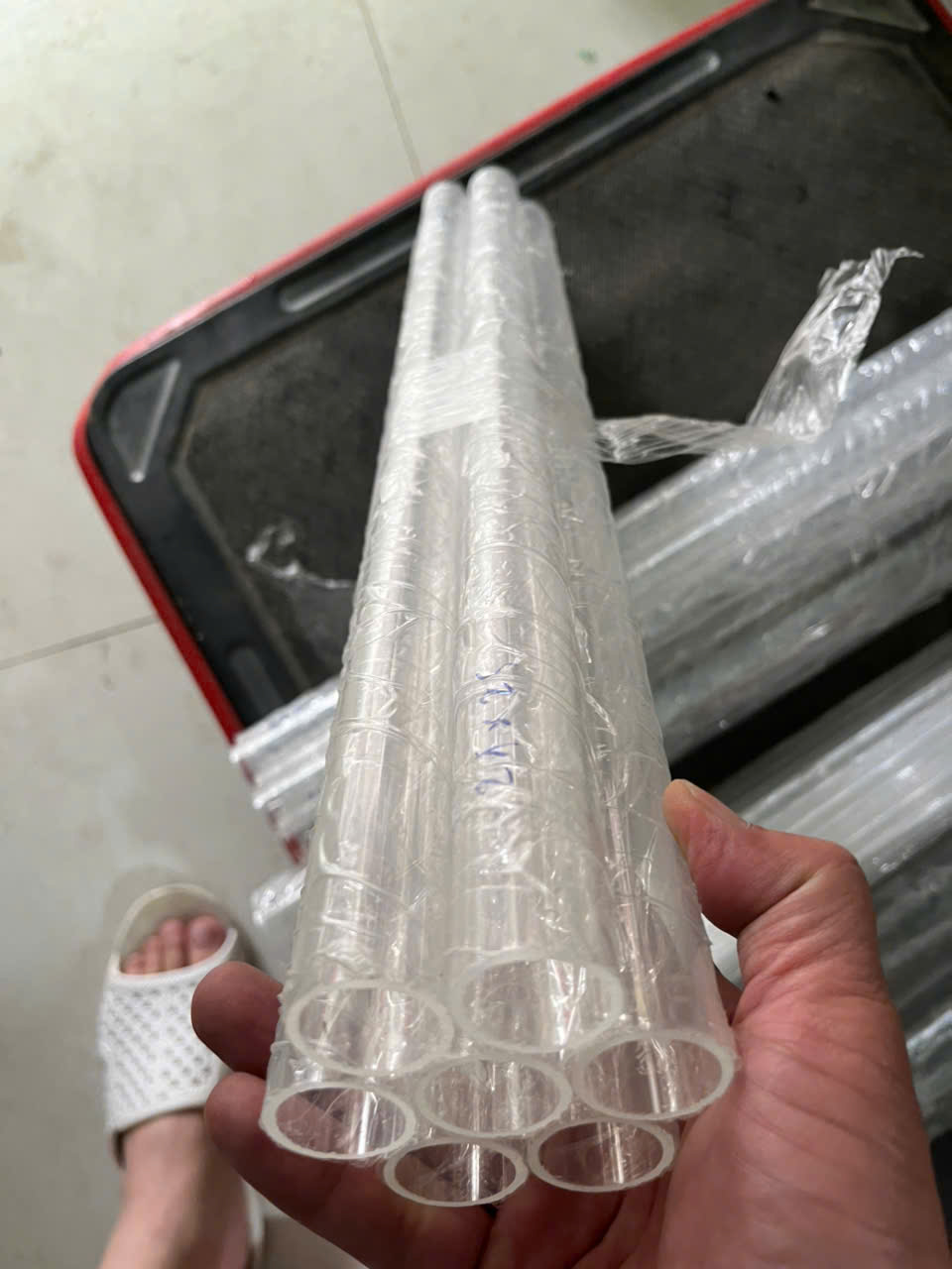 Ống nhựa Acrylic độ trong suốt cao