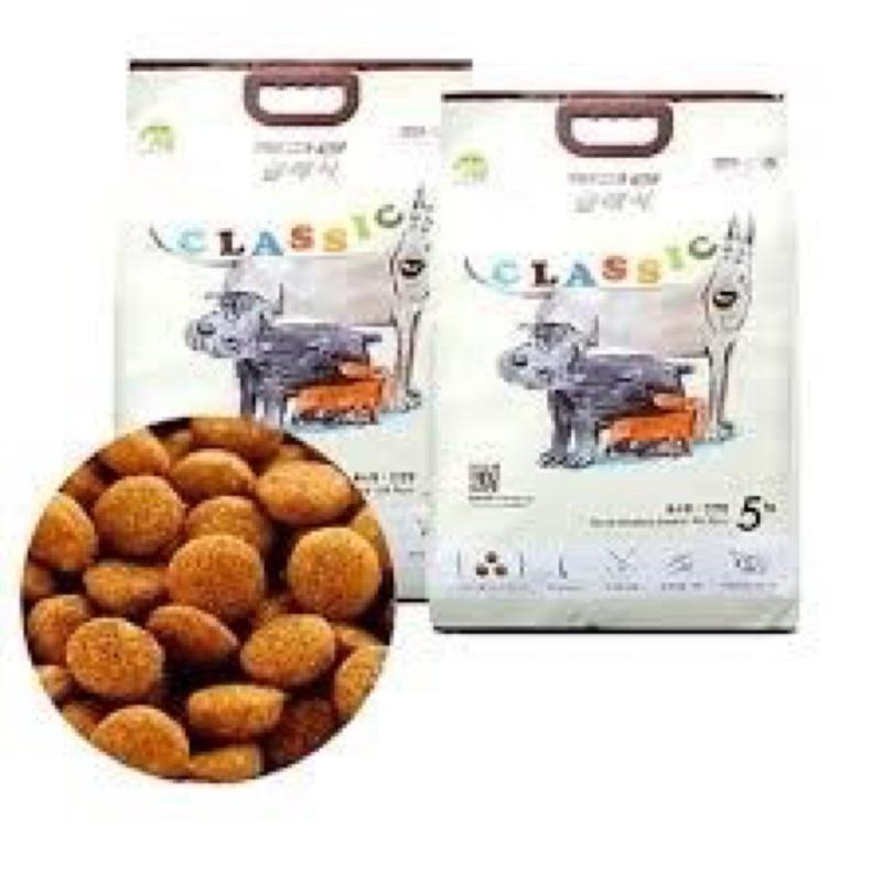 Dog Classic - Thức ăn hạt cho chó cho mọi lứa tuổi, hạt nhỏ, thơm, dễ ăn 5kg