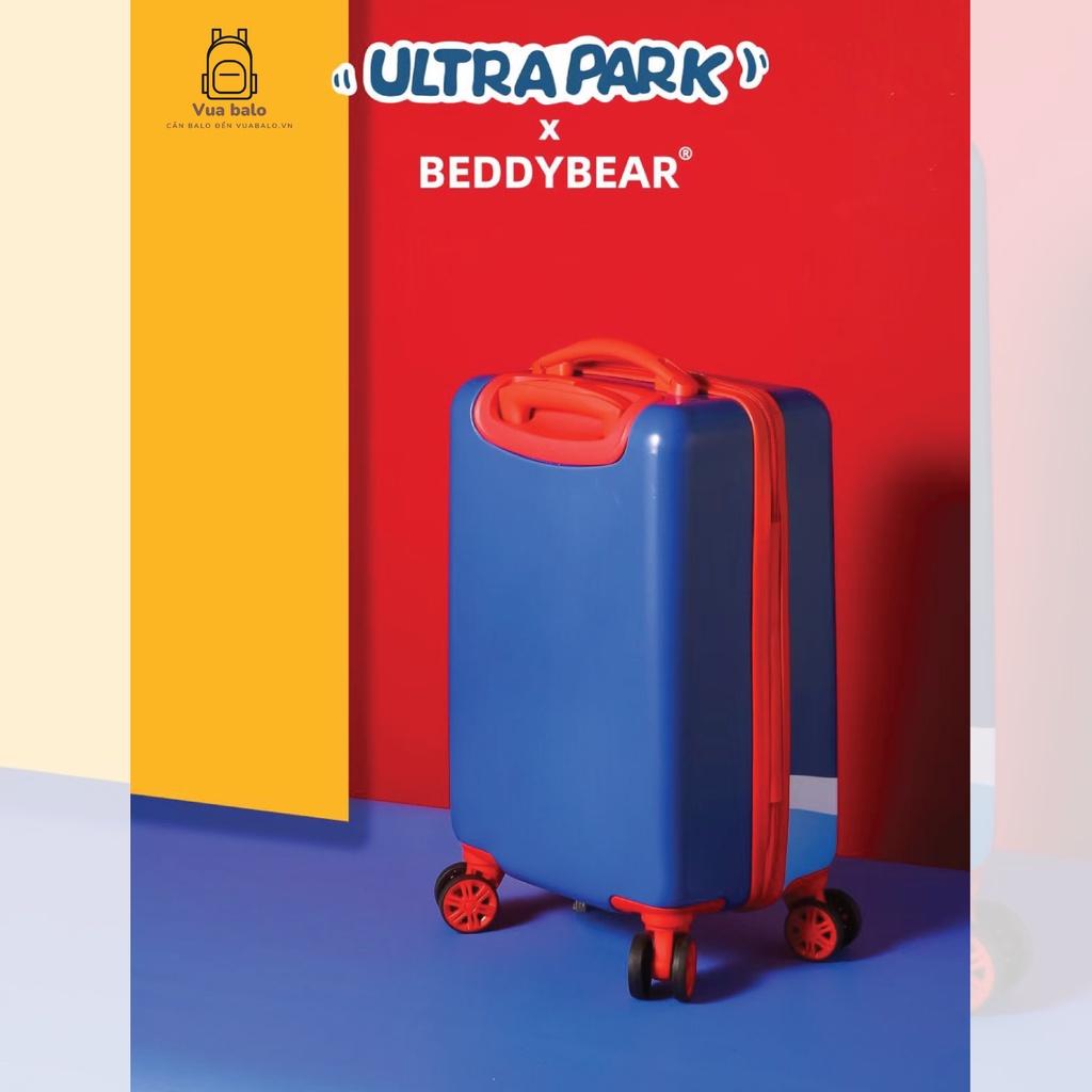 Vali Kéo BeddyBear cho Bé 18 inch in hình ULTRAL MAN cao cấp chống va đập bánh xoay 360 . Kích thước Cao 56 x 34 x 24 cm. Bảo hành bể vỡ 1 năm Chính hãng