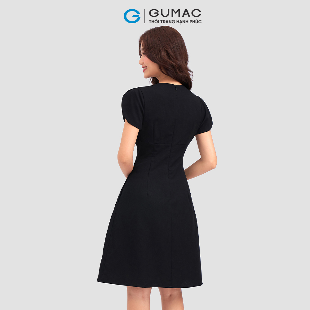 Đầm dáng xòe GUMAC DC12030 cổ V phối ngọc sang trọng