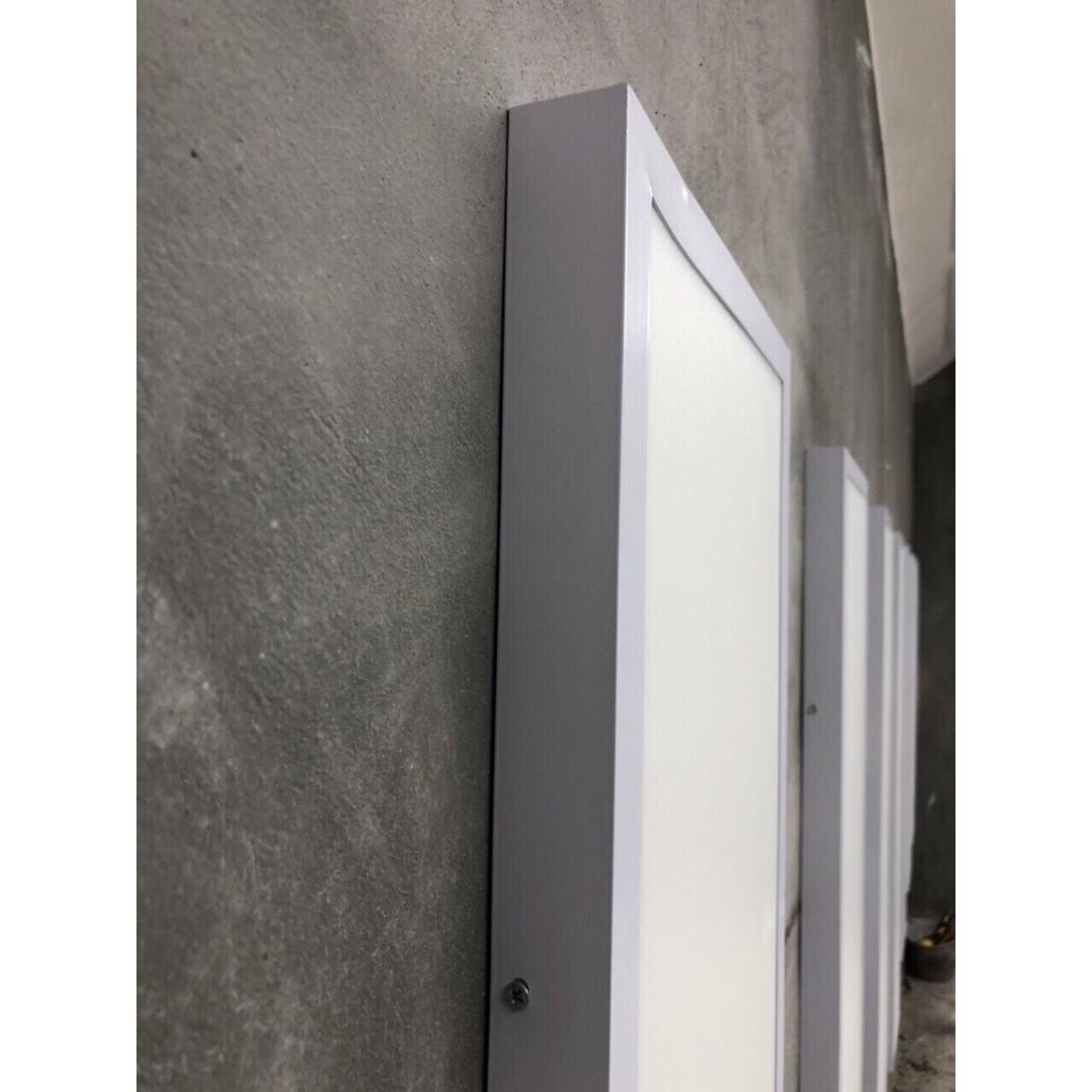 Đèn ốp trần vuông lắp nổi 600x600 cho văn phòng đẹp, cho trần rộng