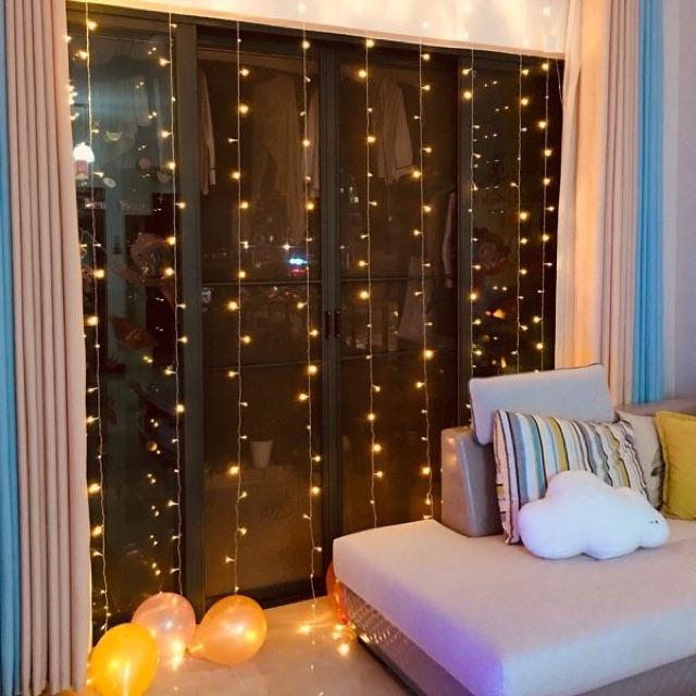 Đèn rèm trang trí đèn led rèm mưa màu vàng ấm cắm điện