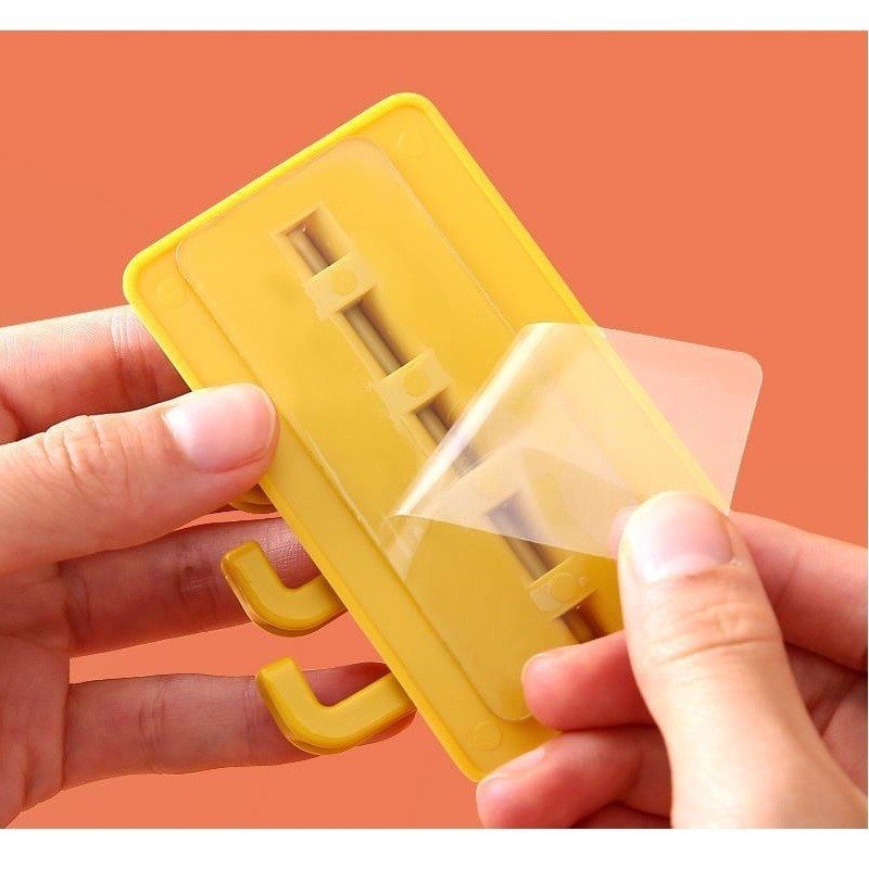 Móc treo đồ dán tường 4 nhánh đa năng Xoay 180 độ tiện dụng, chịu lực tốt dáng rễ cây