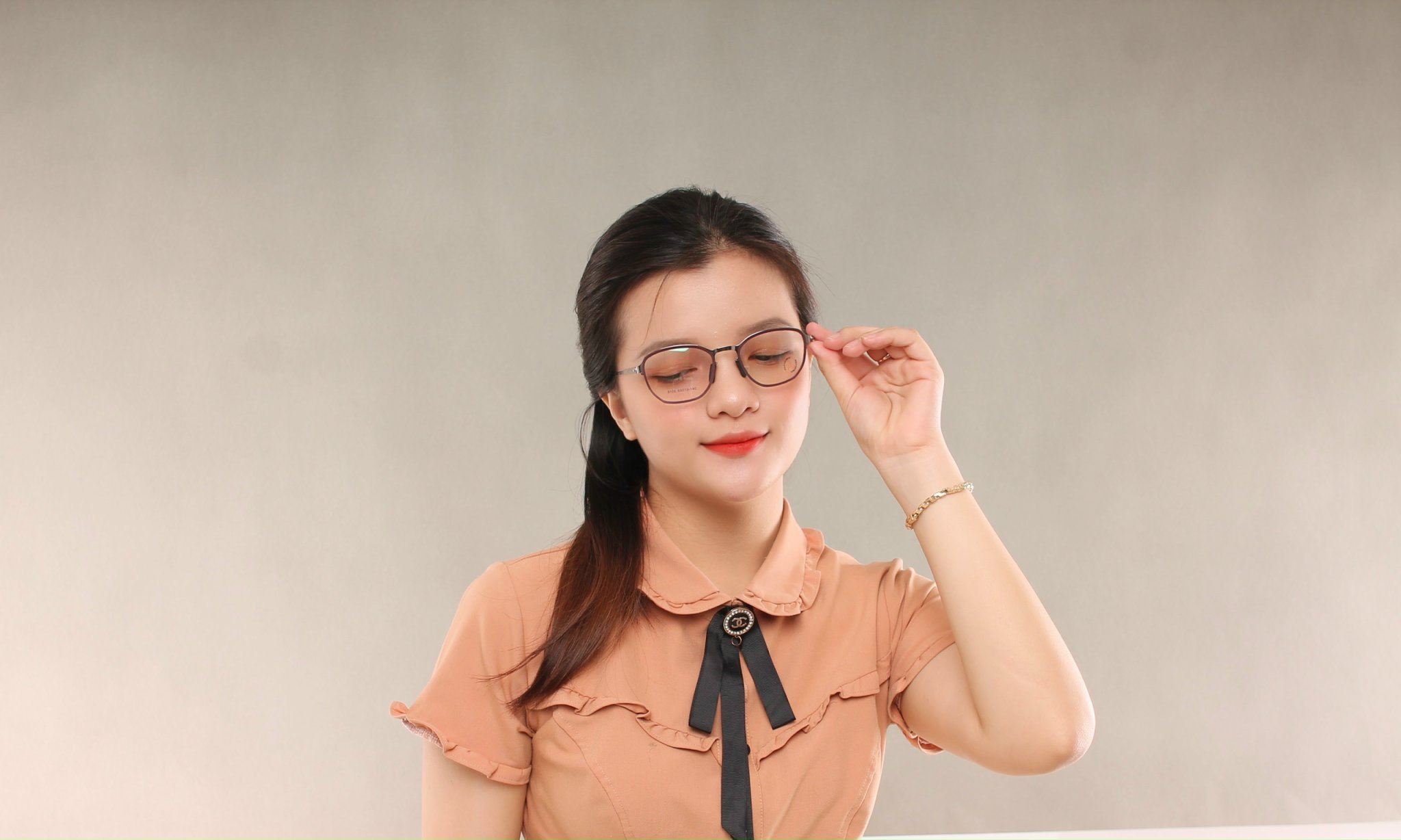 GỌNG KÍNH HỢP KIM SIÊU NHẸ HỢP THỜI TRANG – HÀNG CHÍNH HÃNG 8105