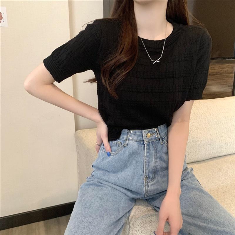MS240 Áo len cộc tay cổ tròn kẻ ngang bo gấu