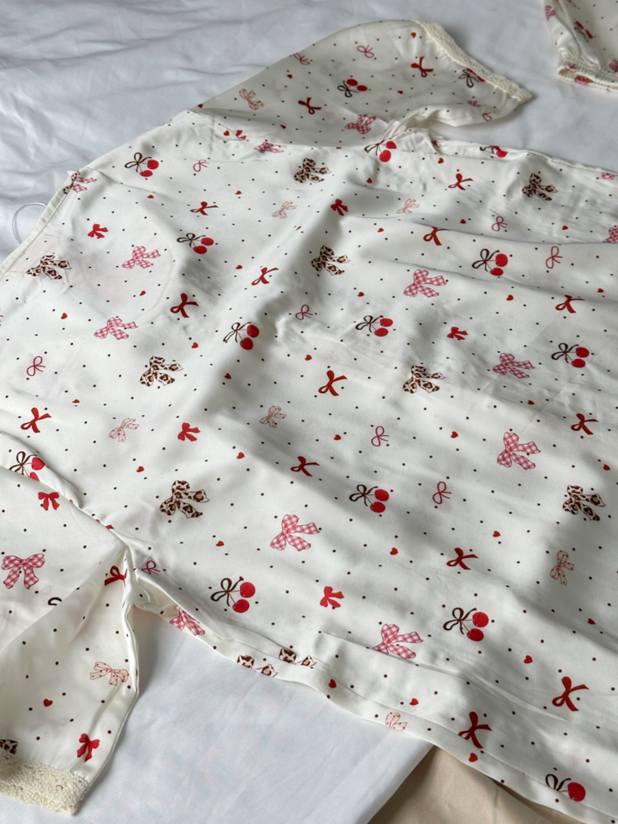 Bộ mặc nhà lụa latin hoạ tiết nơ xinh xắn, bộ ngủ mát mẻ thoải mái comfy, ở nhà vẫn xinh
