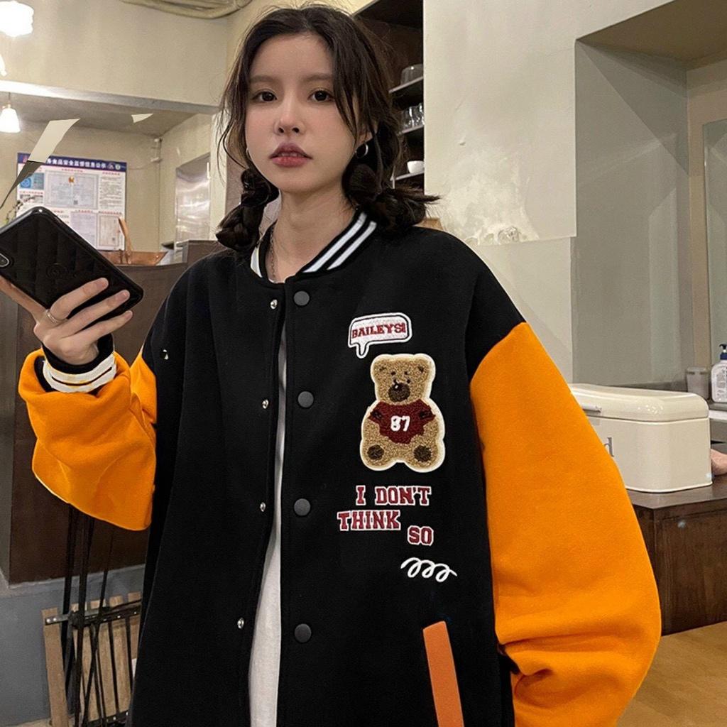 Áo Khoác Bomber Nữ Form Unisex In Họa Tiết Hình Gấu Phối Nút Bấm Chất Liệu Nỉ Bông Loại 1 Dày Dặn Siêu Đẹp