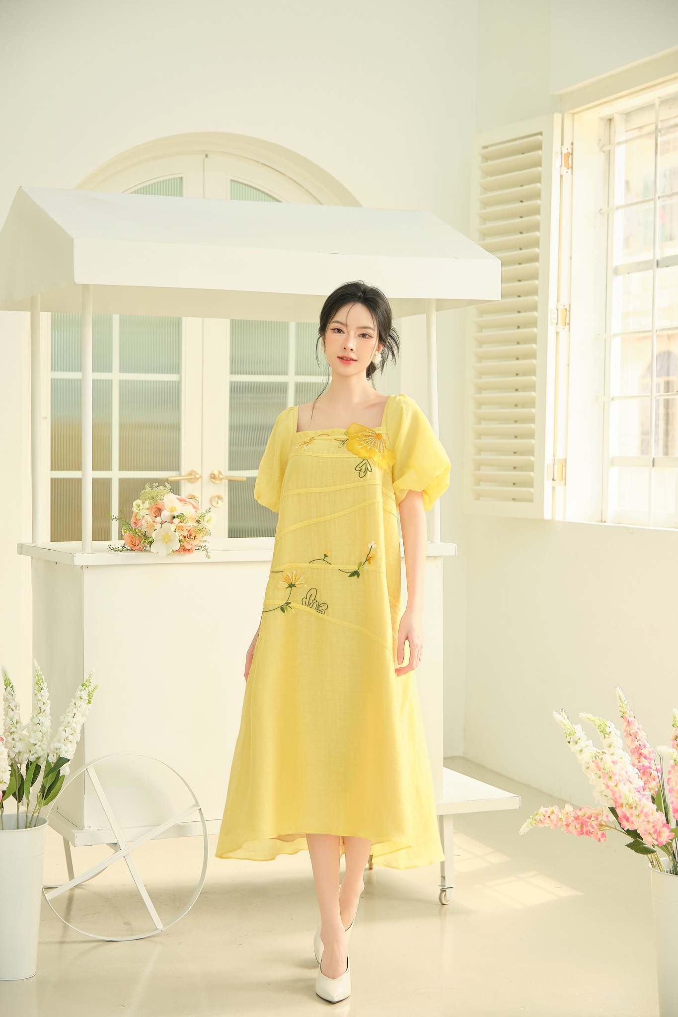 OLV - Đầm Emmy Embro Dress