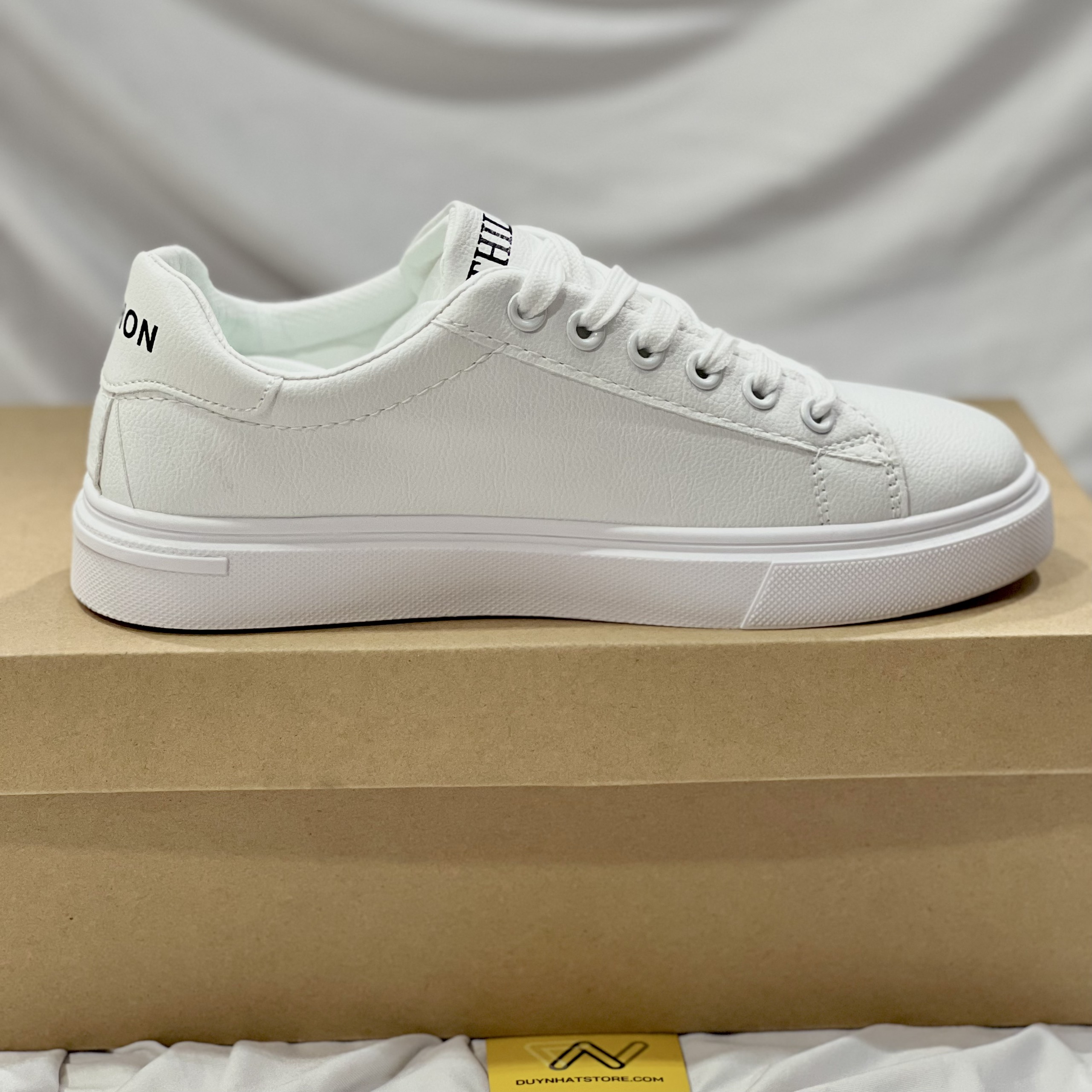 Giày Thể Thao Nữ Màu Trắng Phối Hình Gấu Duy Nhật Store Sang Bonsai Uzzang Đẹp Đế 2cm Êm Sneaker Bata Trendy Đơn Giản