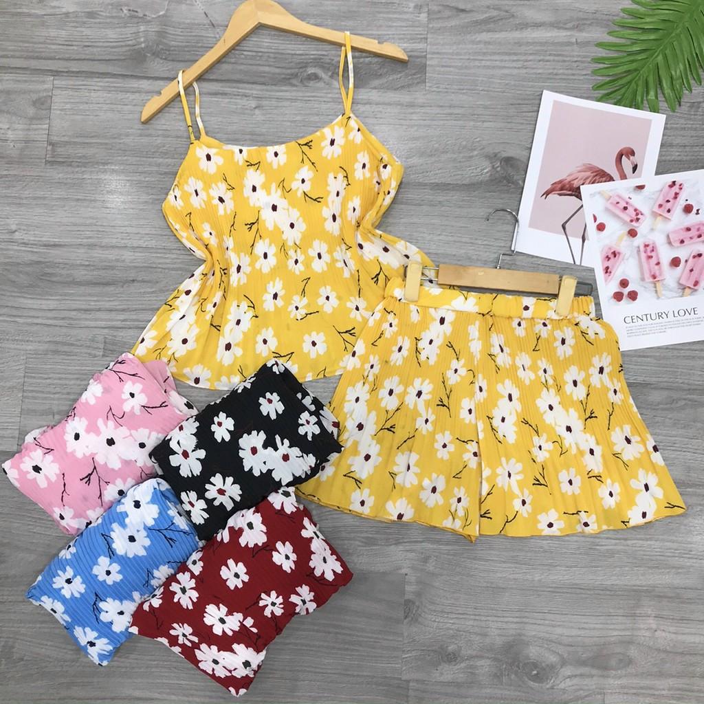 -Bộ đùi mặc nhà, bộ ngủ lụa dập ly 2 dây siêu mát chất đẹp