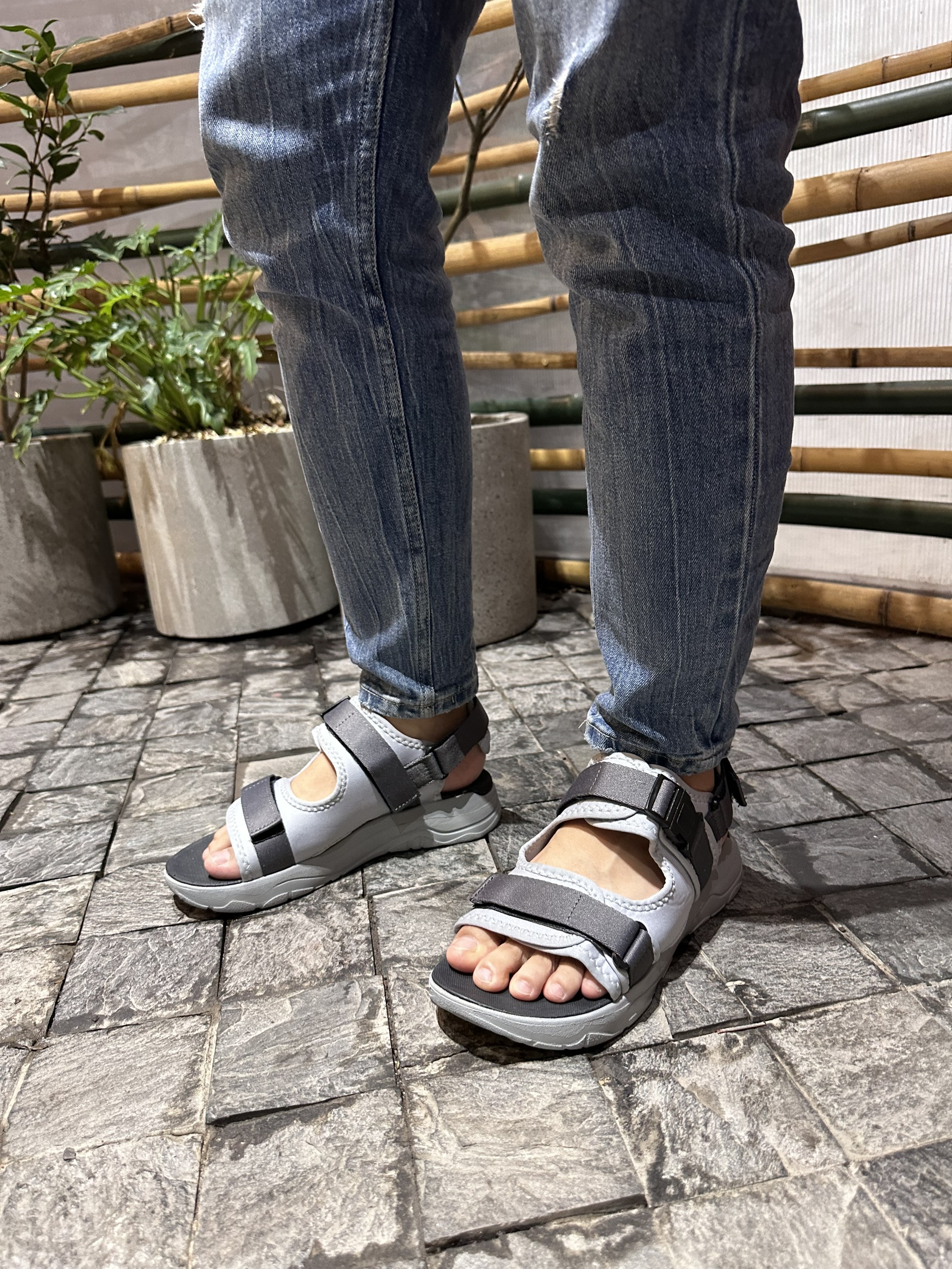 Giày Sandal Nam Nữ Unisex The BiLy Quai Ngang Dây Dù Đế IP Siêu Êm Nhẹ Đế Xám Màu Xám- BLDX07