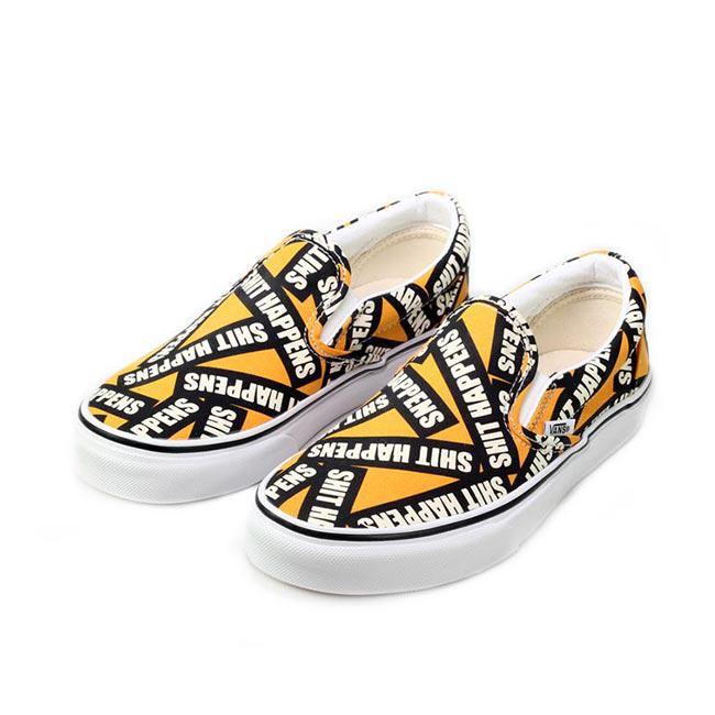 Giày sneakers Vans UA Classic Slip-On Shit Happens VN0A4U38WTX