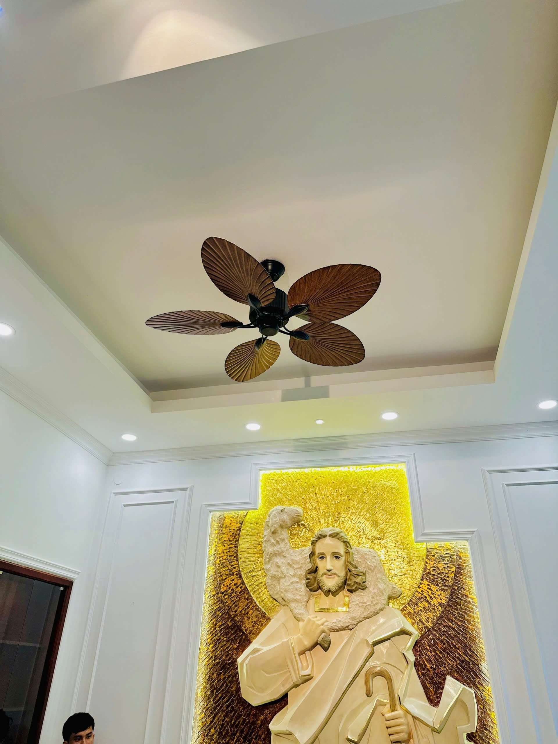 Quạt Trần có đèn 355 Decor cánh nhựa ABS màu café QT4808 - Hàng nhập khẩu