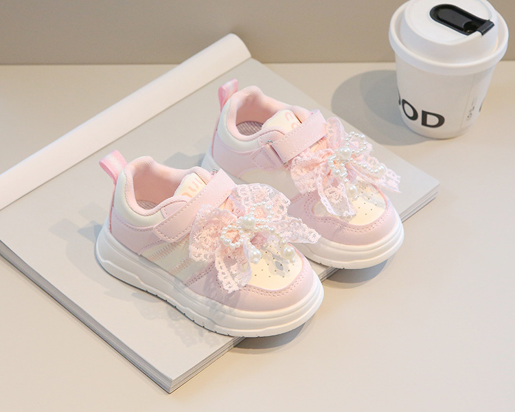 Giày thể thao cho bé phong cách dễ thương – GTE9171