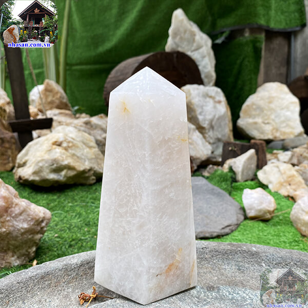 Trụ lục giác thạch anh trắng giúp điều hòa âm dương-3.55kg -T583