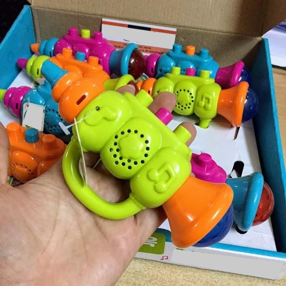 Kèn tay cầm kèm âm thanh ánh sáng độc đáo