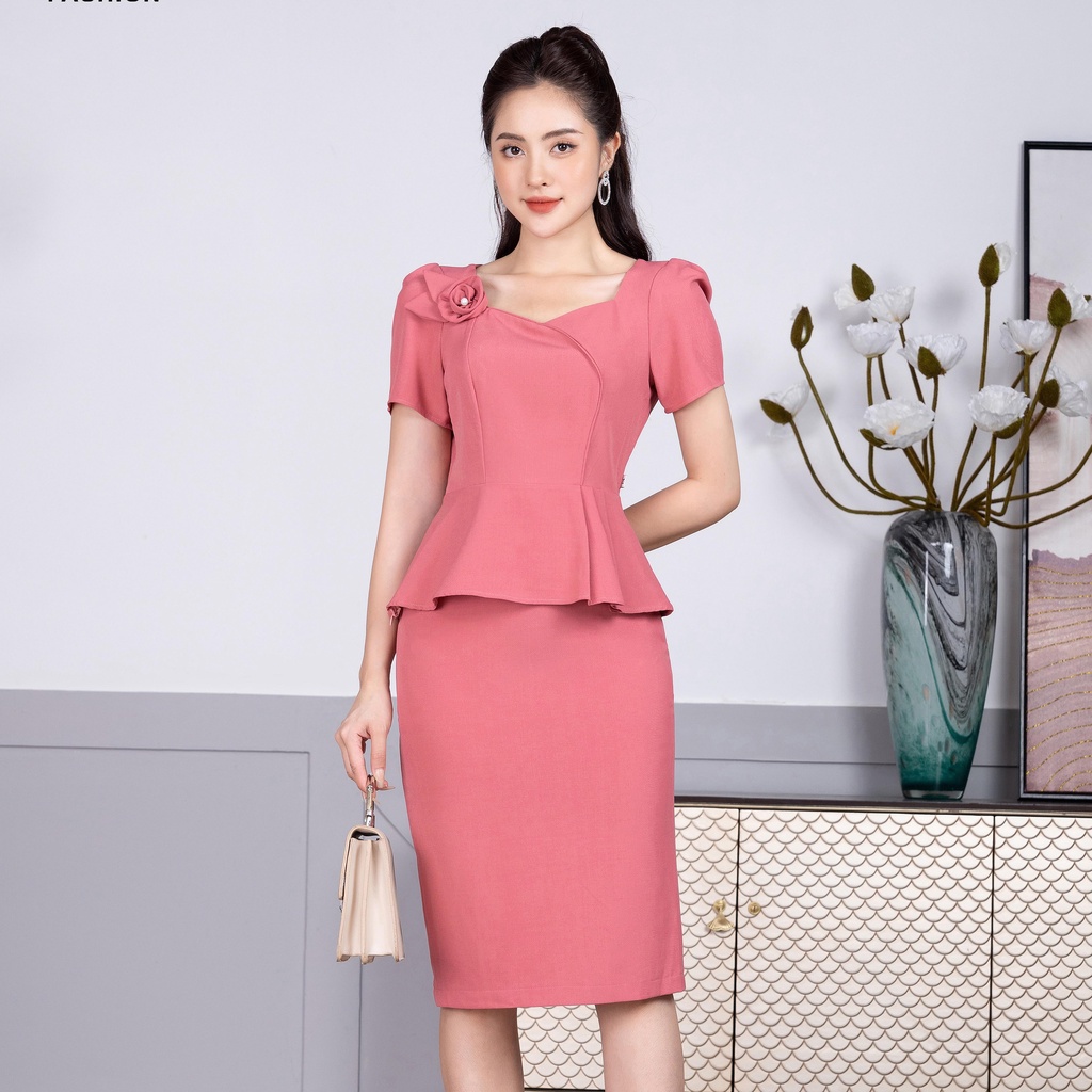 Set Áo Peplum Cổ Chữ U Kèm Chân Váy Bút Chì UK Fashion Dáng Công Sở, Chất Vải Nhập Hàn Dày Dặn Mềm Mát NKBD2205004