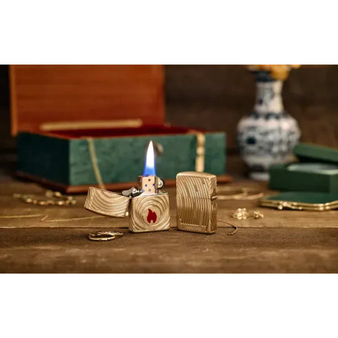 Bật Lửa Zippo 2026 Collectible of the Year - Phiên Bản Sưu Tầm Toàn Cầu với Vỏ Armor Tumbled Brass