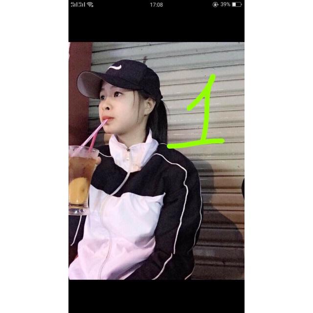 Áo khoác nữ form rộng