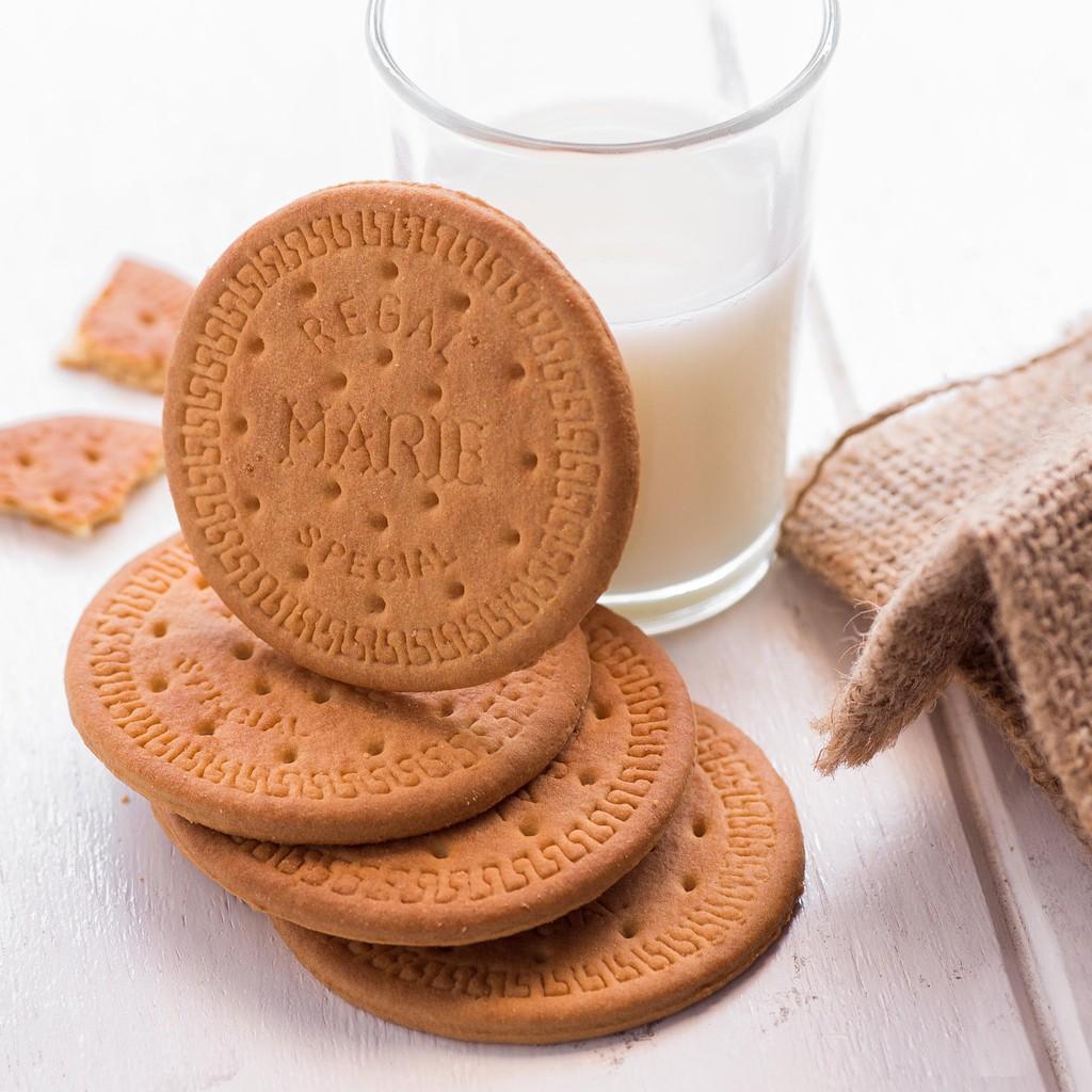 BÁNH QUY REGAL MARIE BISCUITS