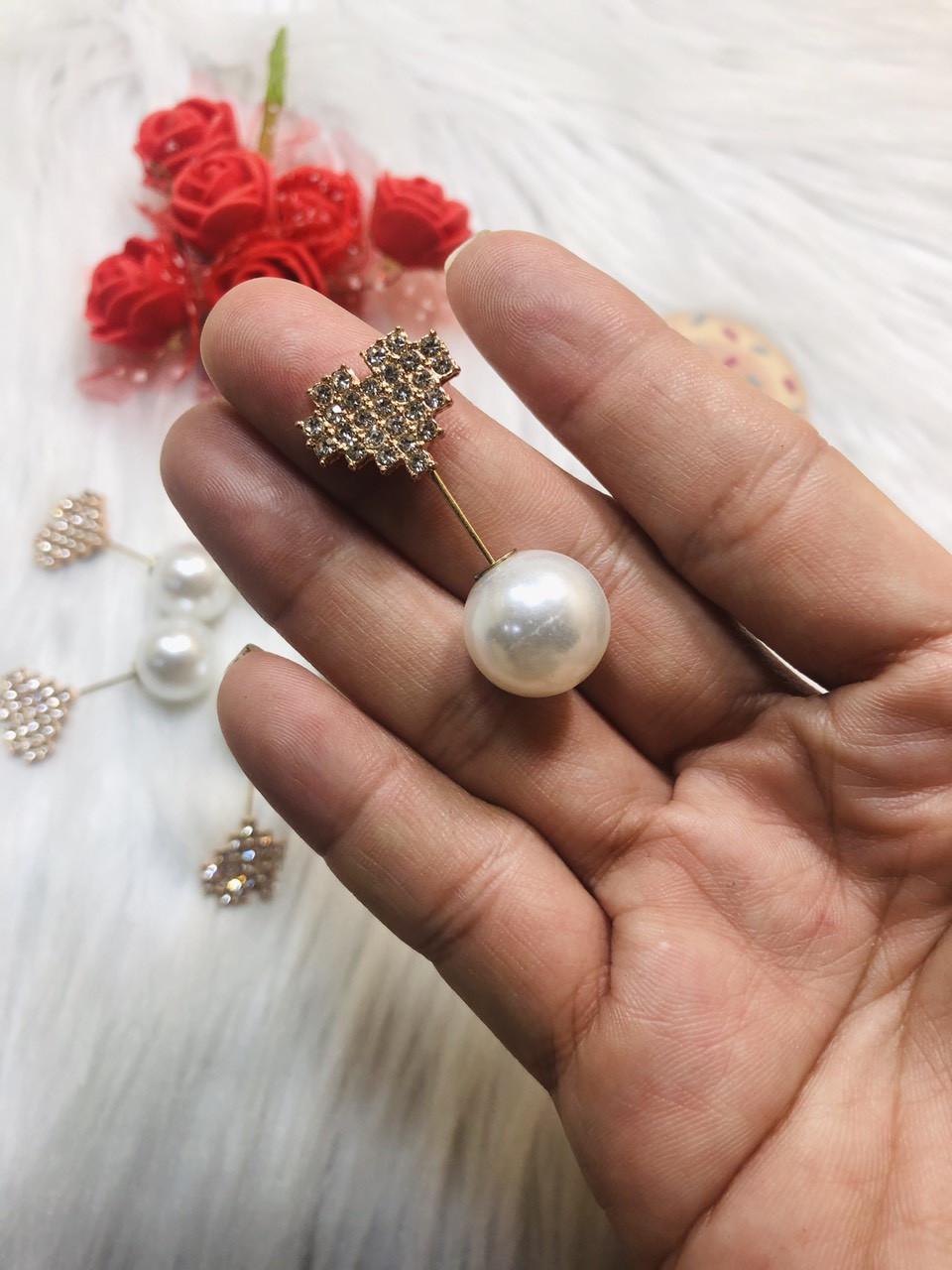 Trâm cài áo đính đá trắng hình TRÁI TIM. KT 1x3cm
