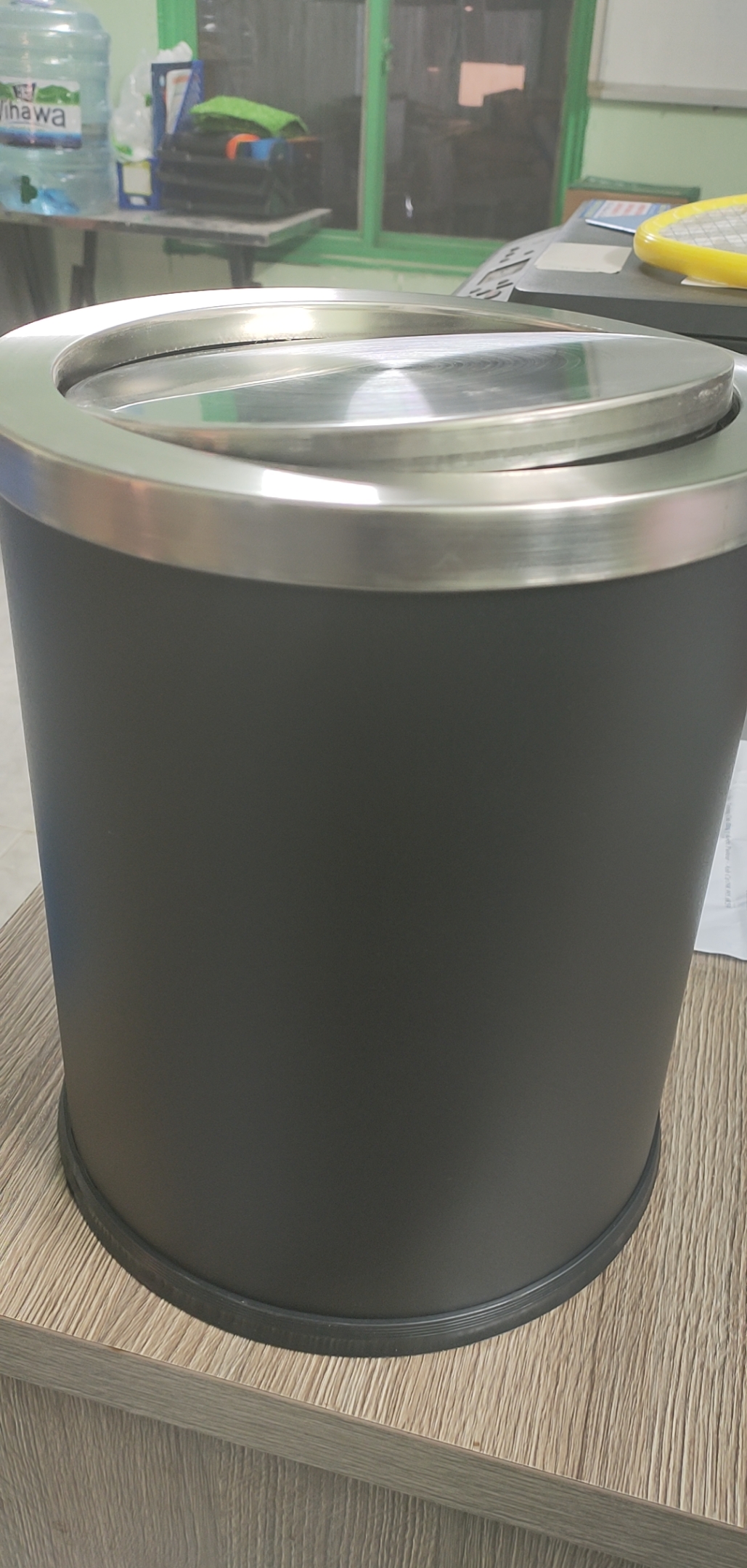 Thùng rác inox nắp lật tròn