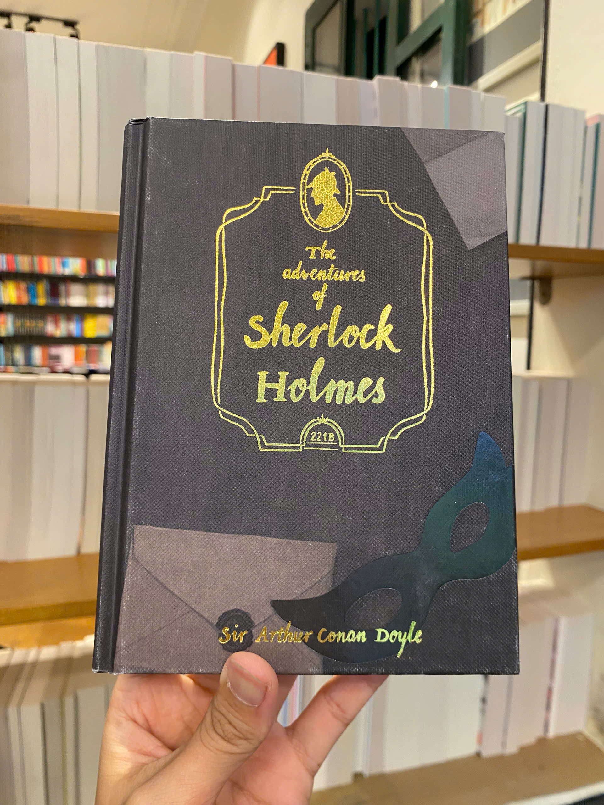 Sách - The Adventures of Sherlock Holmes by Sir Arthur Conan Doyle | Classic Literature - Bìa cứng