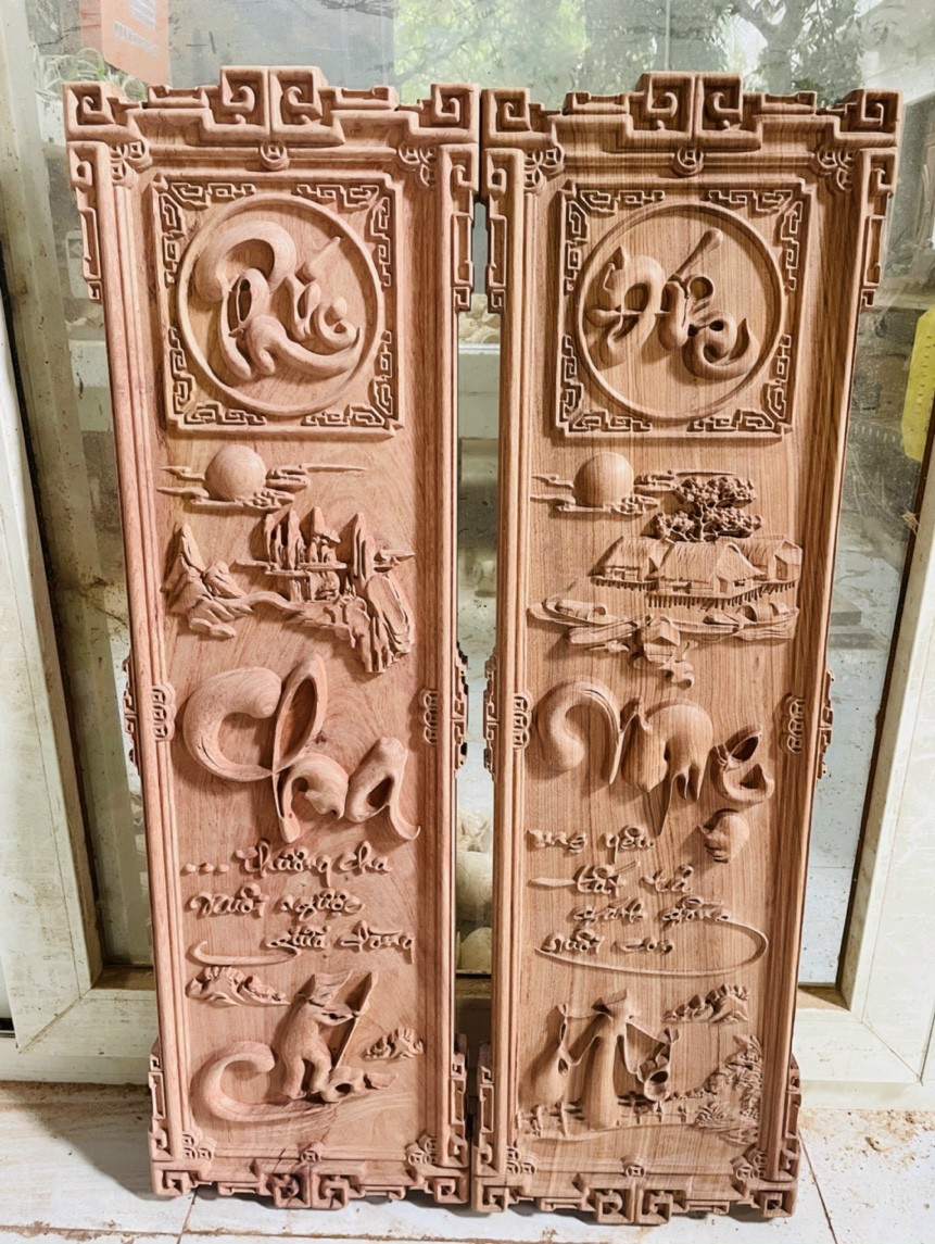 Cặp tranh câu đối treo tường khắc chữ cha mẹ bằng gỗ hương đá kt 30×97×4cm