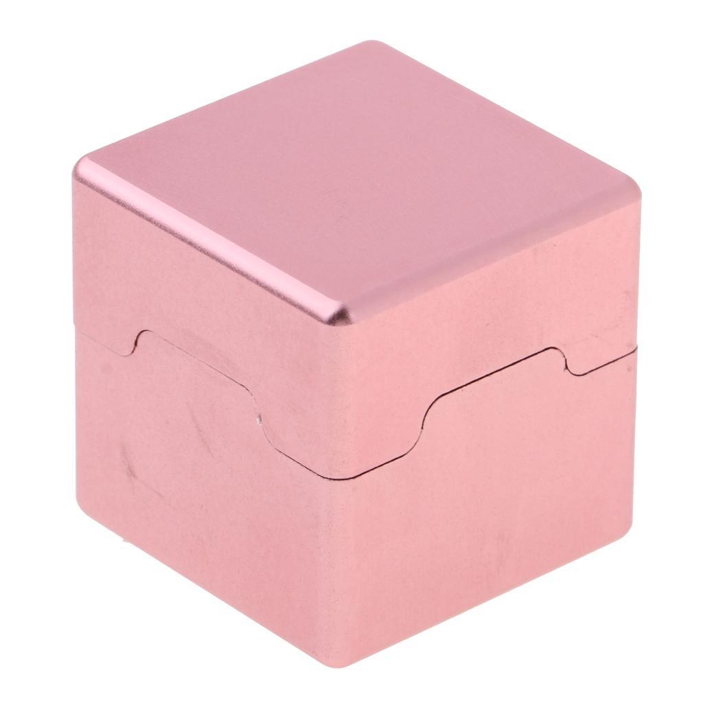 2Pieces Magnetic Billiards Pool Cue Chalk Holder for Pool/Billiards Cue Stick Accessories- Size 30x30x30mm