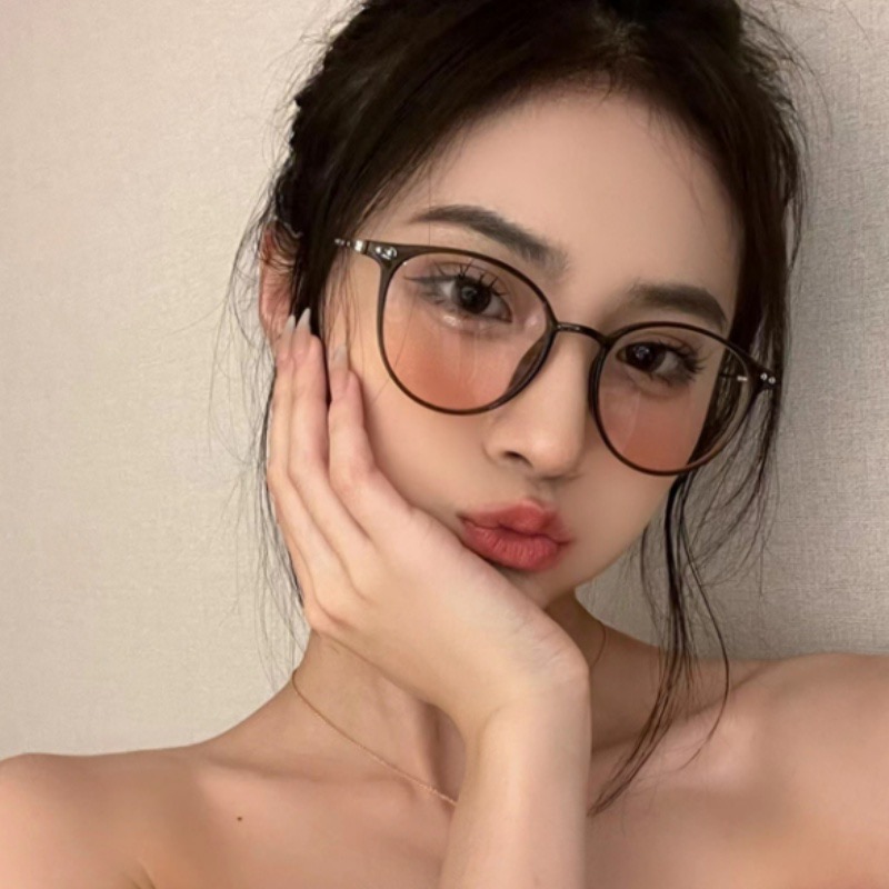 Kính gọng tròn má hồng nhiều màu