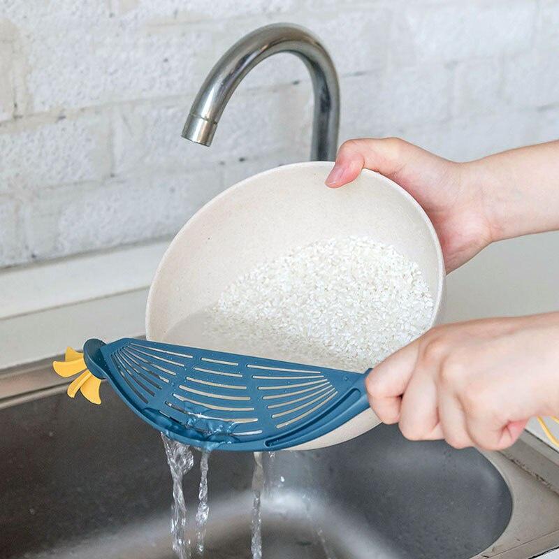 Kitchen Creative Washing Tool Multi-Function Rice Washing Spoon Washing Rice Sieve Not Hurt Hand Household Sink Food Drain Rack