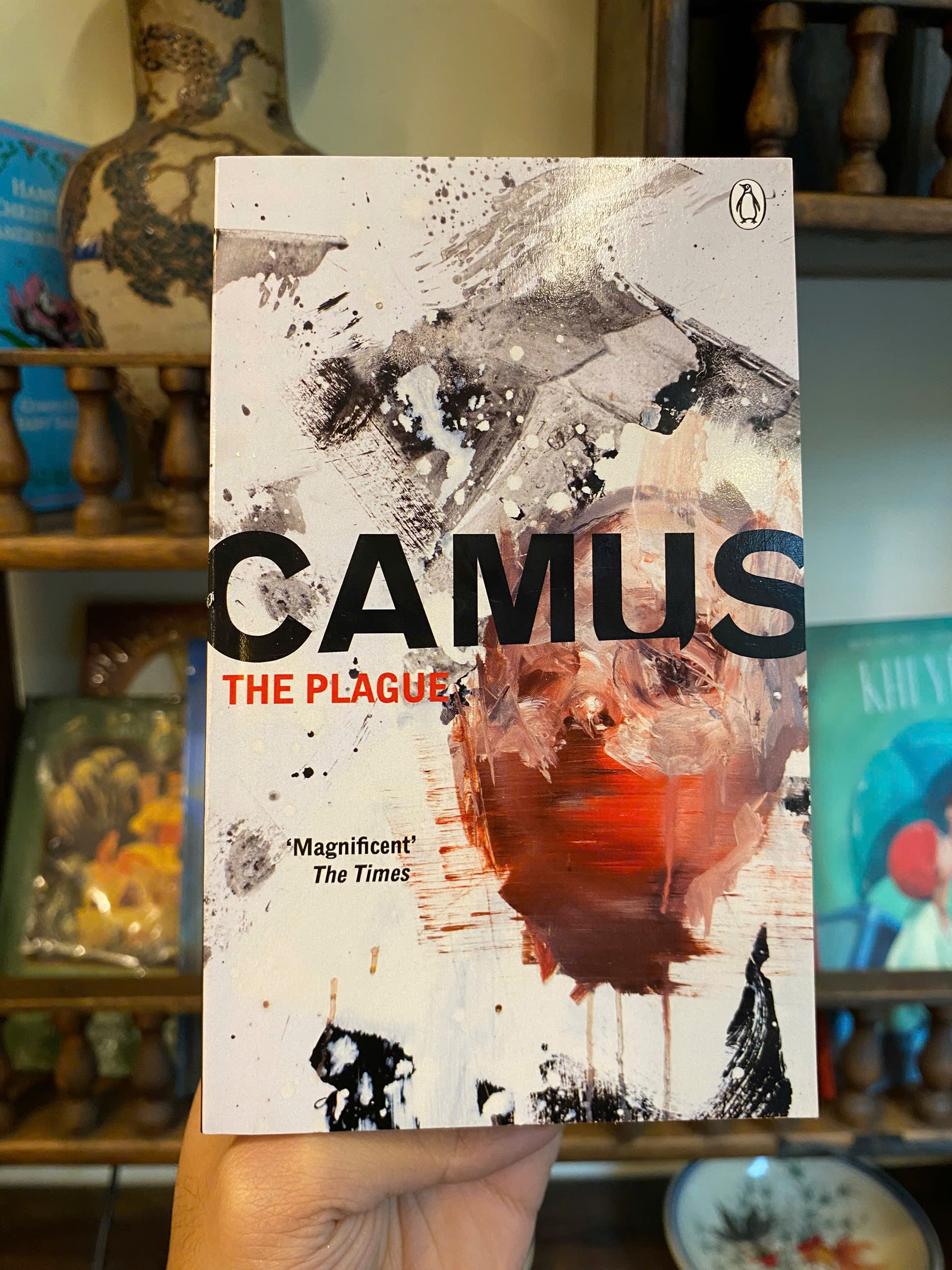 Sách - The Plague by Albert Camus | Classics Fiction / French Literature