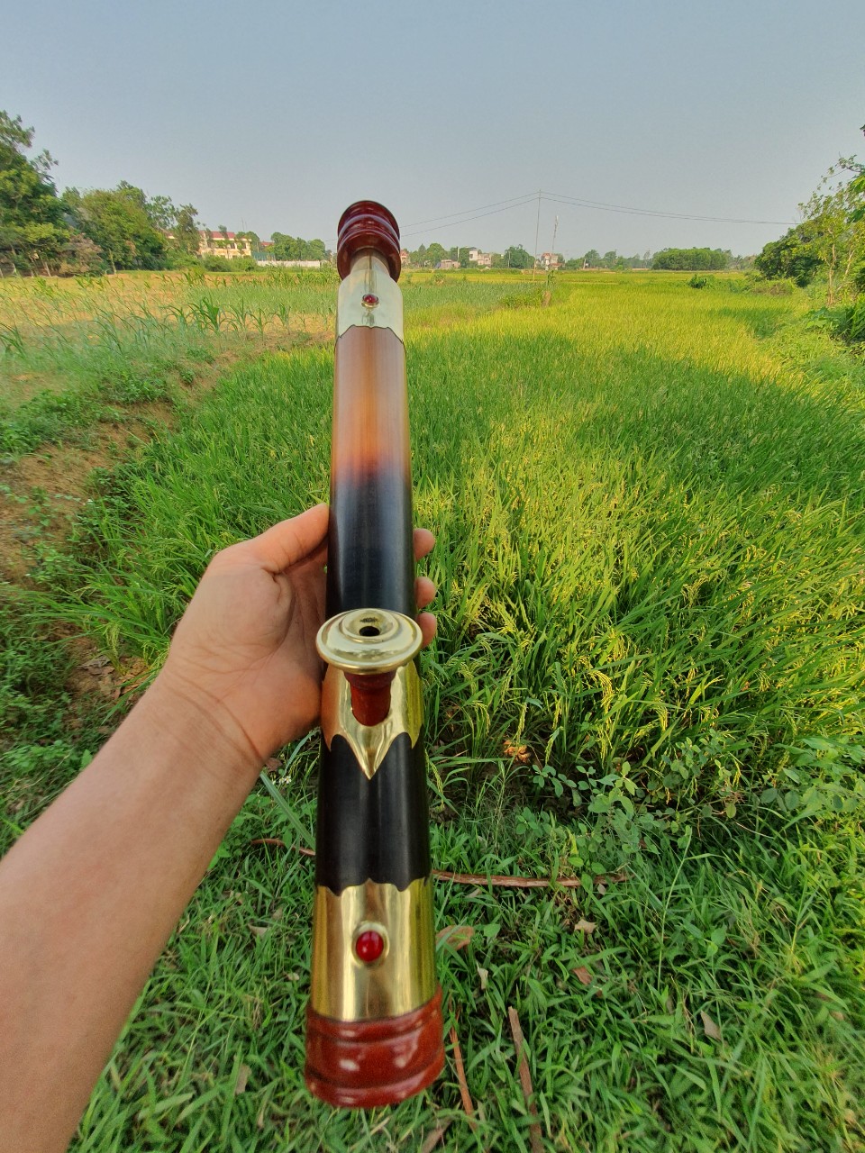 Điếu rút biến hình đính mắt ngọc 45cm kèm bao da