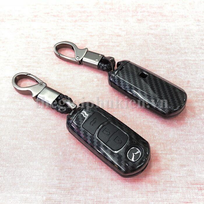 Ốp nhựa Carbon, bọc bảo vệ chìa khóa xe Mazda 2, 3, 6, CX-5, CX5 kèm móc đeo INOX