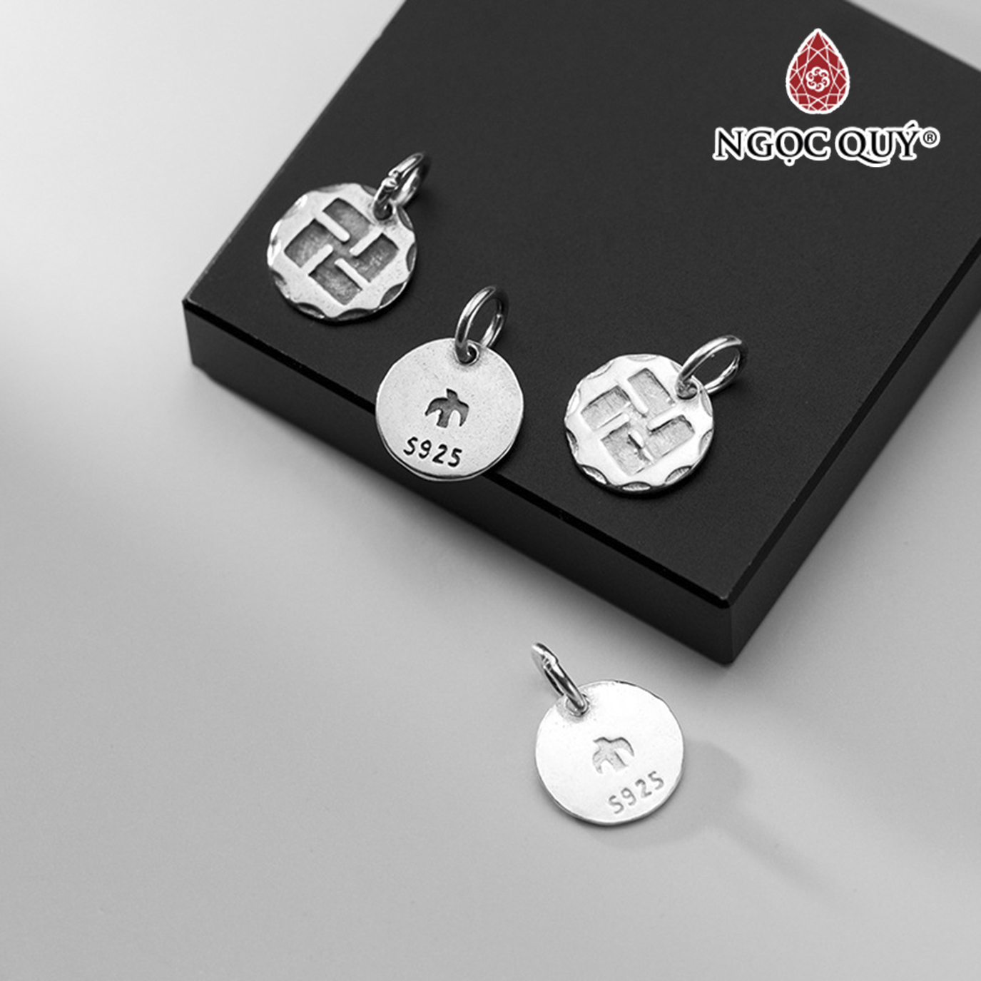 Charm bạc hình chữ vạn treo - Ngọc Quý Gemstones
