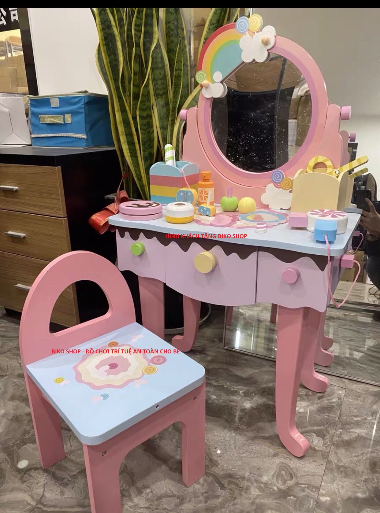Bàn trang điểm cầu vồng cho bé 83cm
