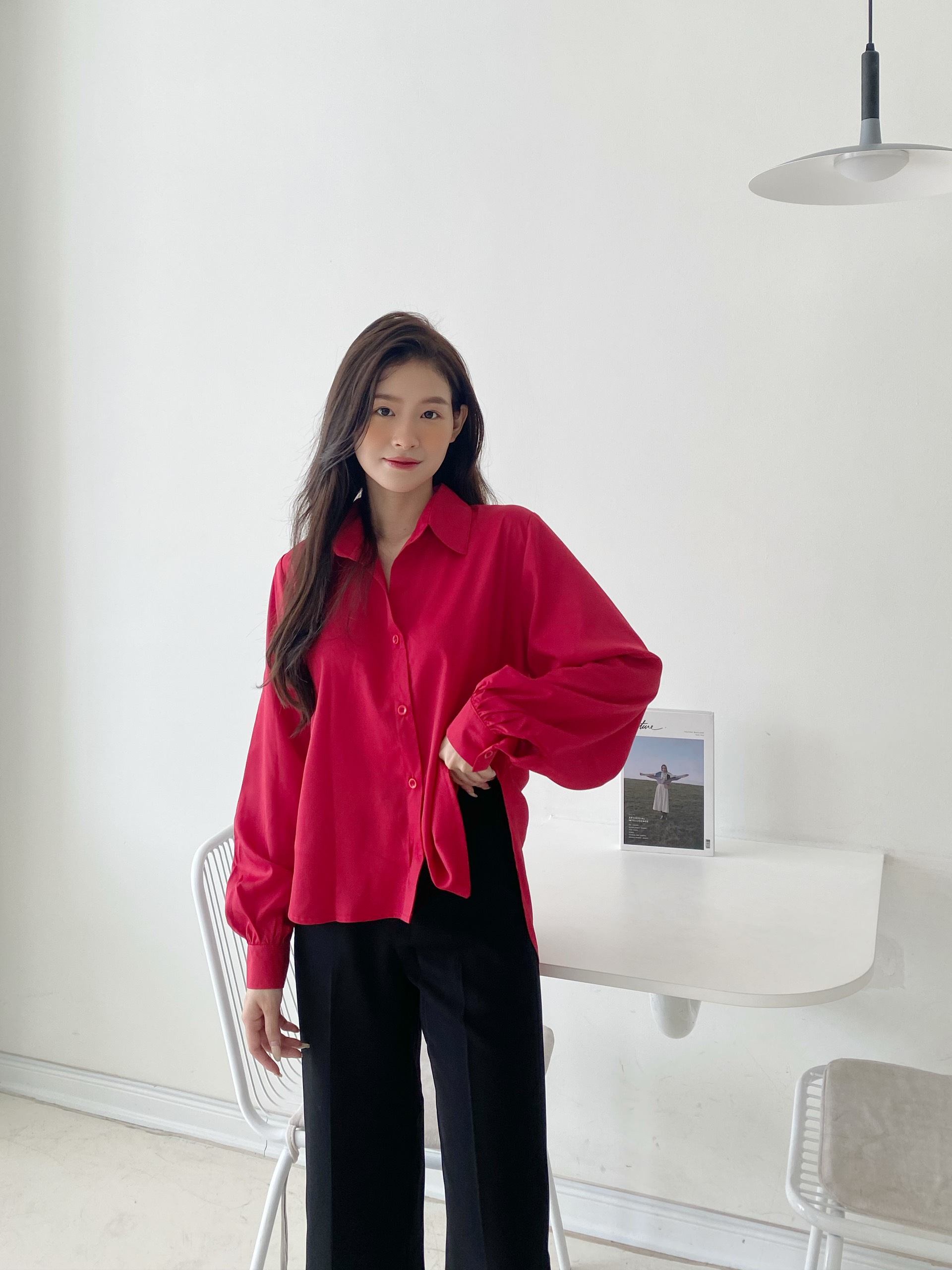 YU CHERRY | Áo sơ mi nữ tay bồng đuôi cá Freesize Basic Shirt YA432