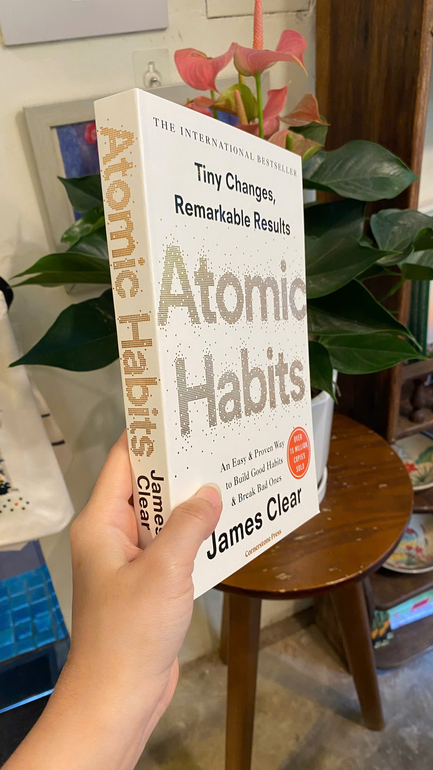 Sách - Atomic Habits by James Clear | Self Help / Psychology Nonfiction / Ngoại văn Tâm lý Nhập khẩu