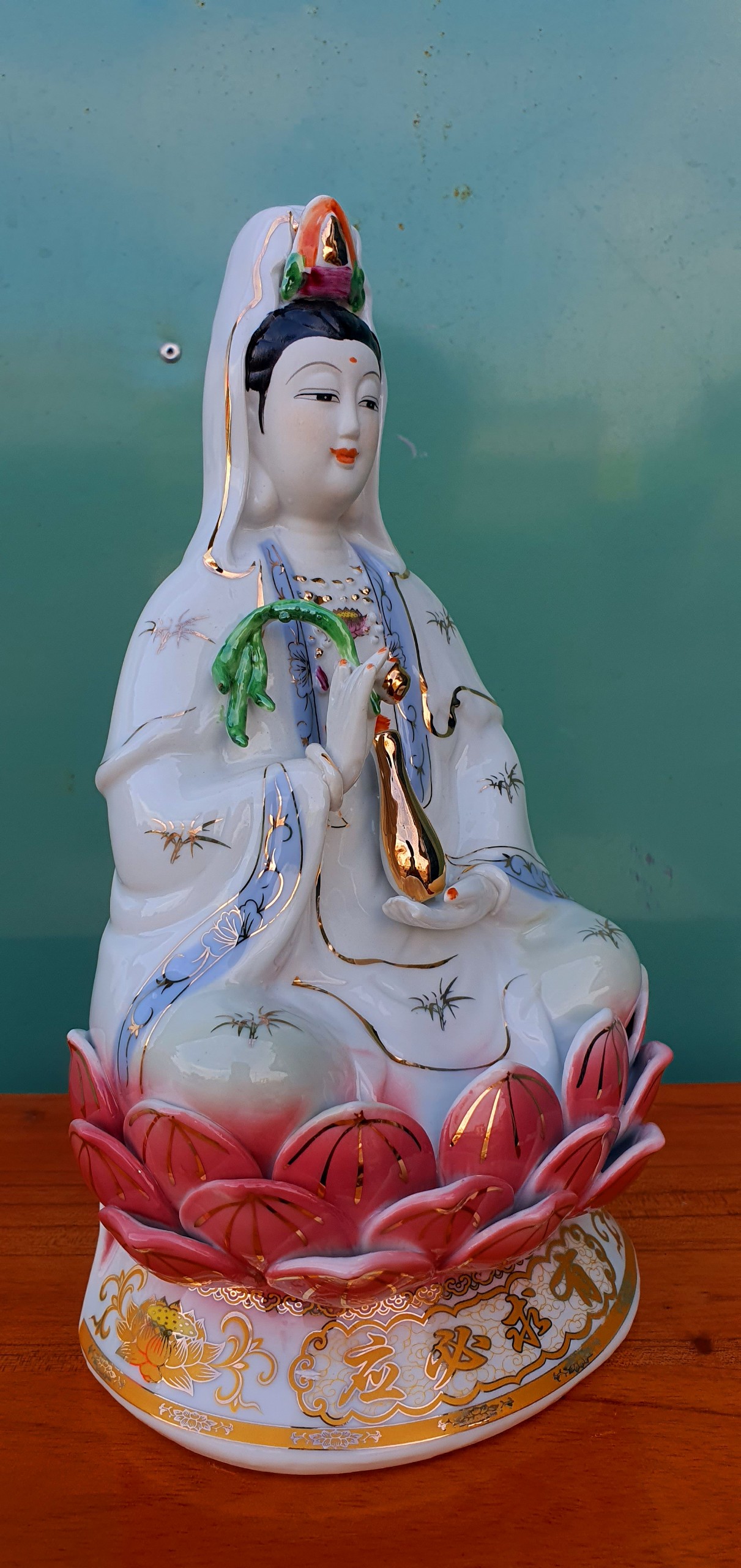 Tượng Phât Quan Âm Cao 39cm