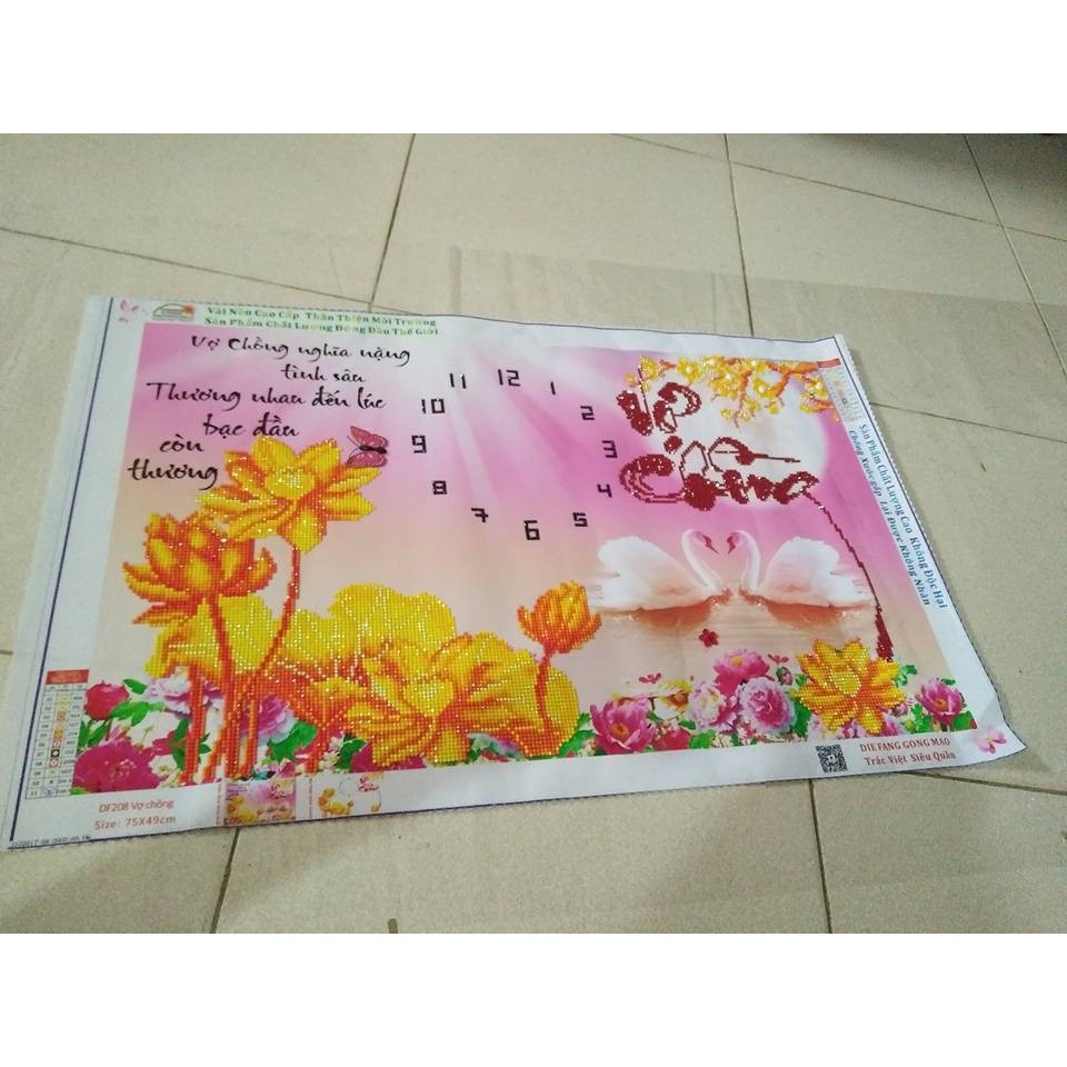 Tranh đính đá Đồng hồ- Vợ Chồng chưa đính