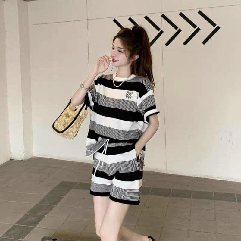 SET BỘ THỜI TRANG FOM RỘNG PHỐI HỌA TIẾT SỌC