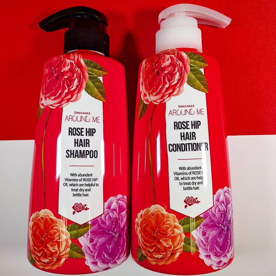 Dầu gội hoa hồng Around Me Rose Hip Hair Shampoo Hàn Quốc 500ml + Móc khóa