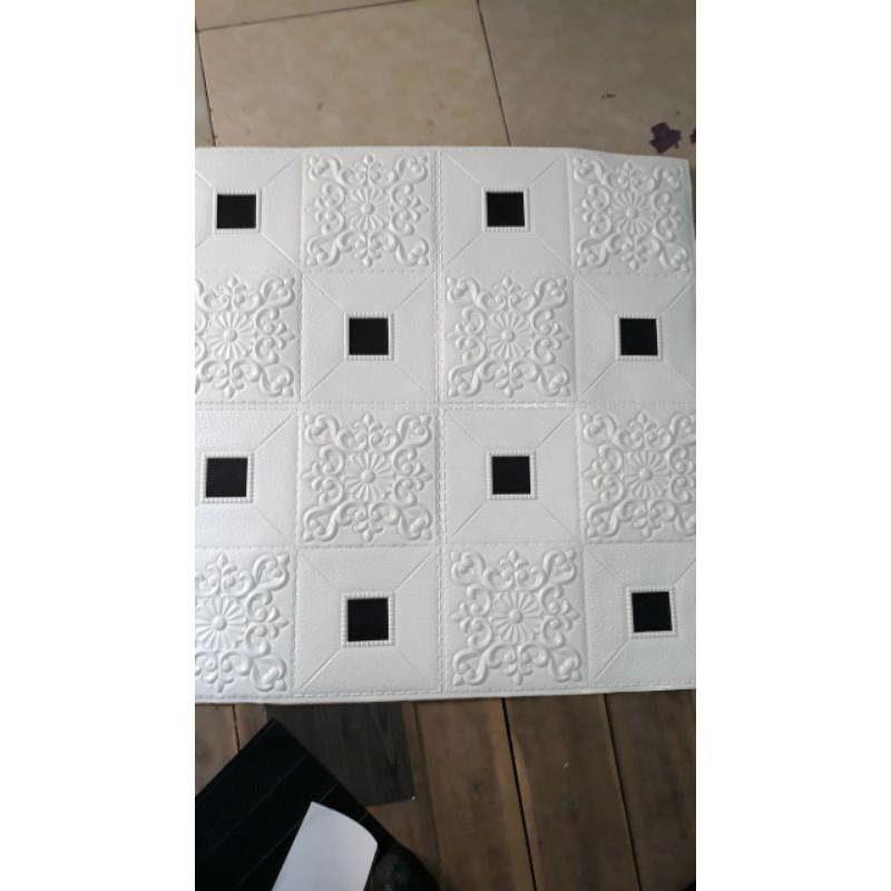 Xốp dán tường hoa văn khổ lớn 70x70cm hàng loại 1